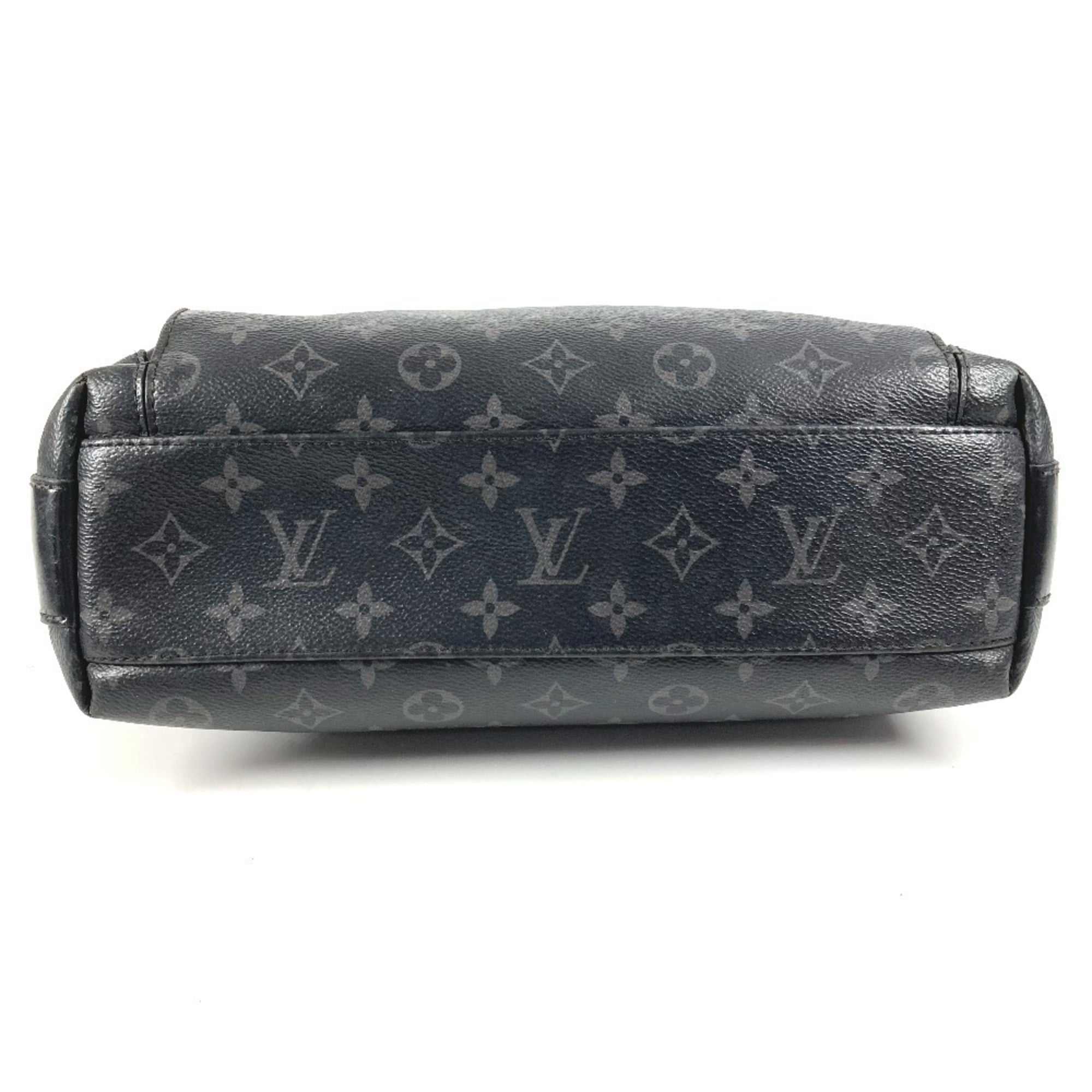 Louis Vuitton Black Monogram Eclipse Canvas Messenger Bag Shoulder Bag