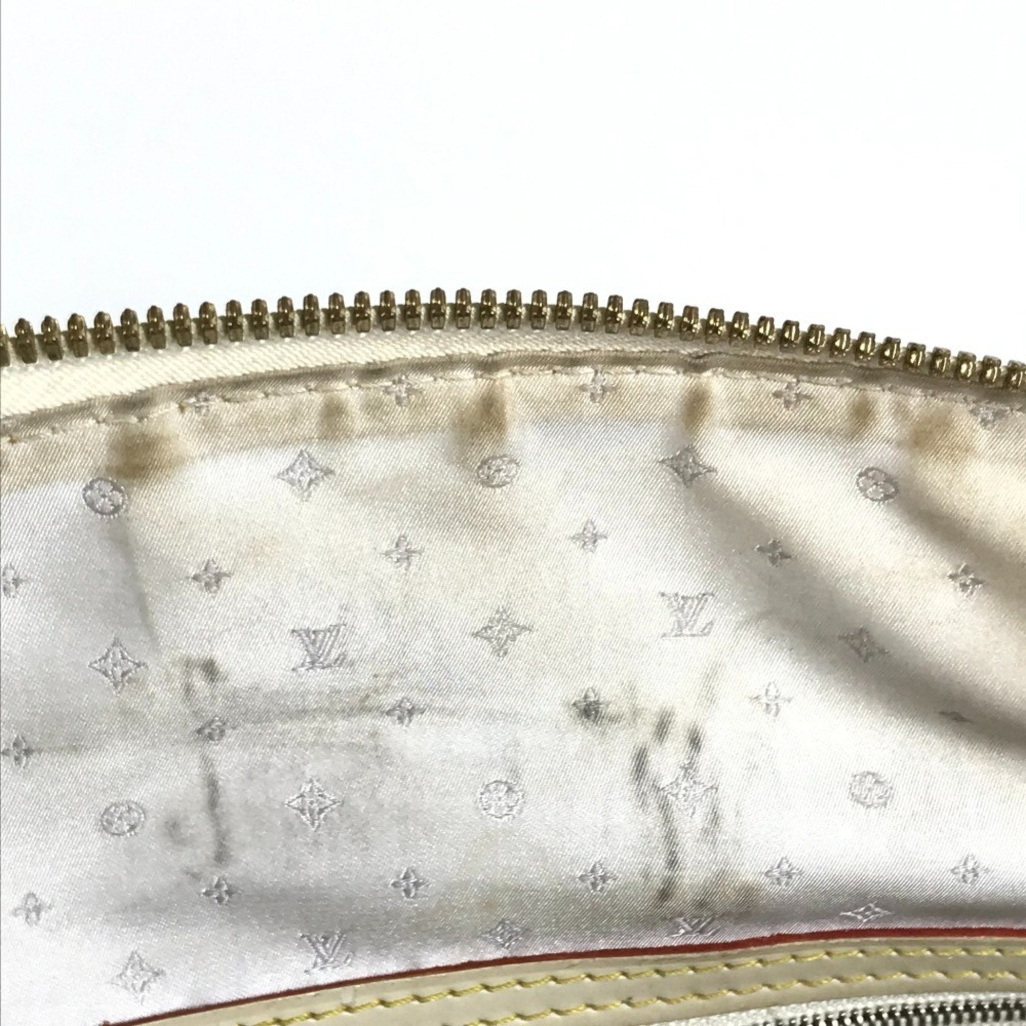 Louis Vuitton Blanc White Suhali Leather Handbag Shoulder Bag Tote Bag