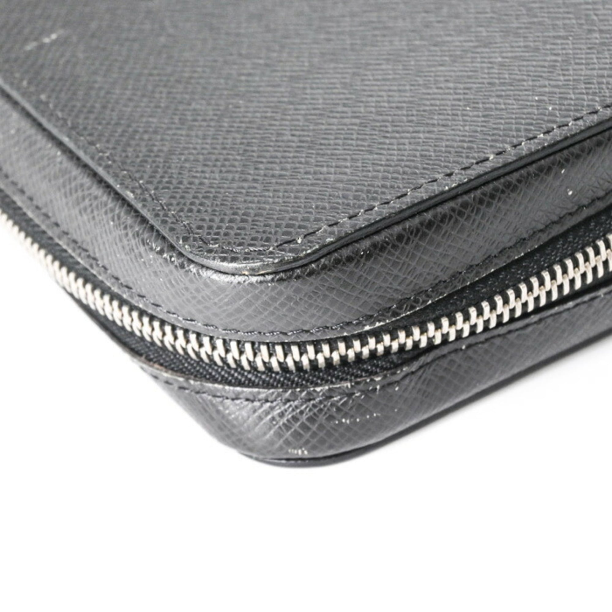 Louis Vuitton Black Monogram Eclipse Taiga Leather Long Wallet