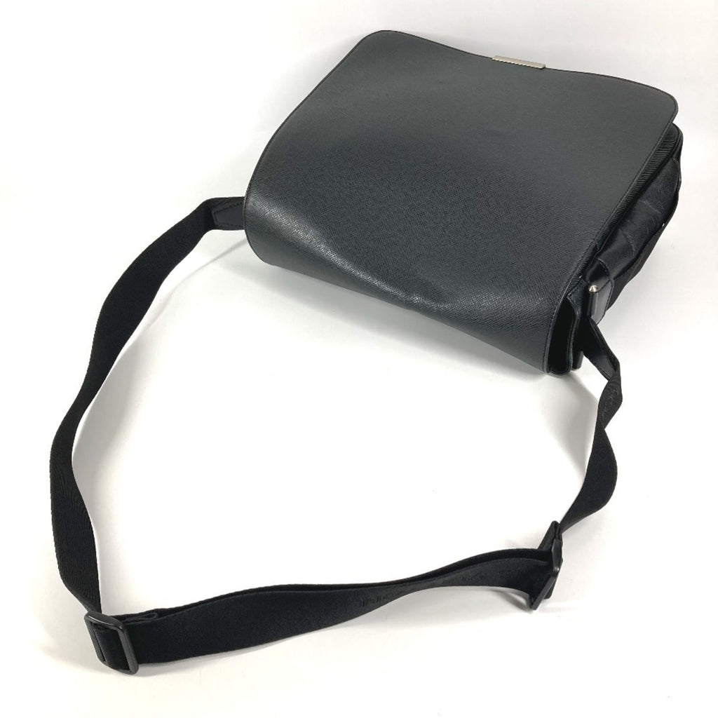 Louis Vuitton Ardoise Black Khaki Taiga Leather Nylon Leather Messenger Bag Shoulder Bag