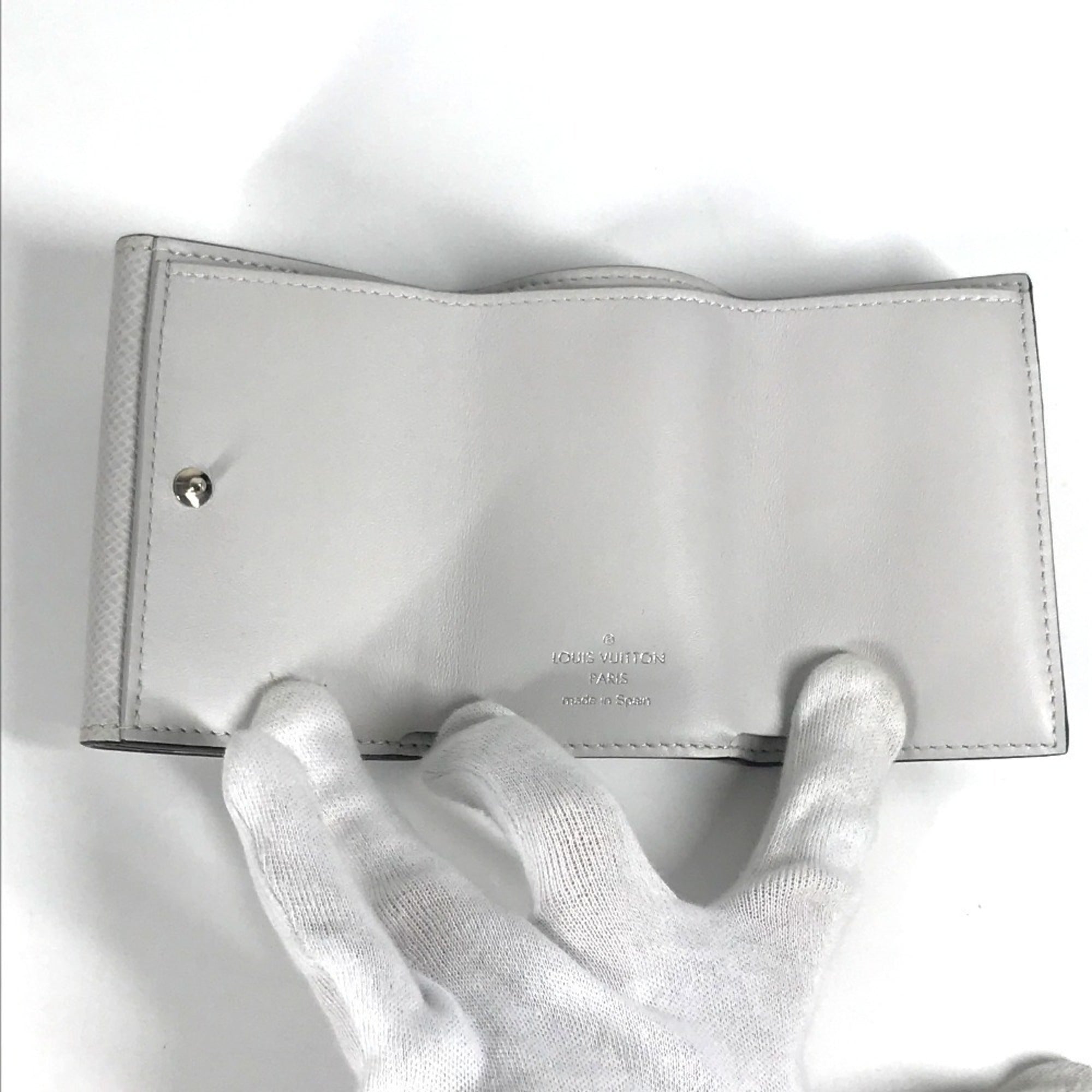 Louis Vuitton Taigarama Blanc White Taigarama Wallet (Tri-Fold)
