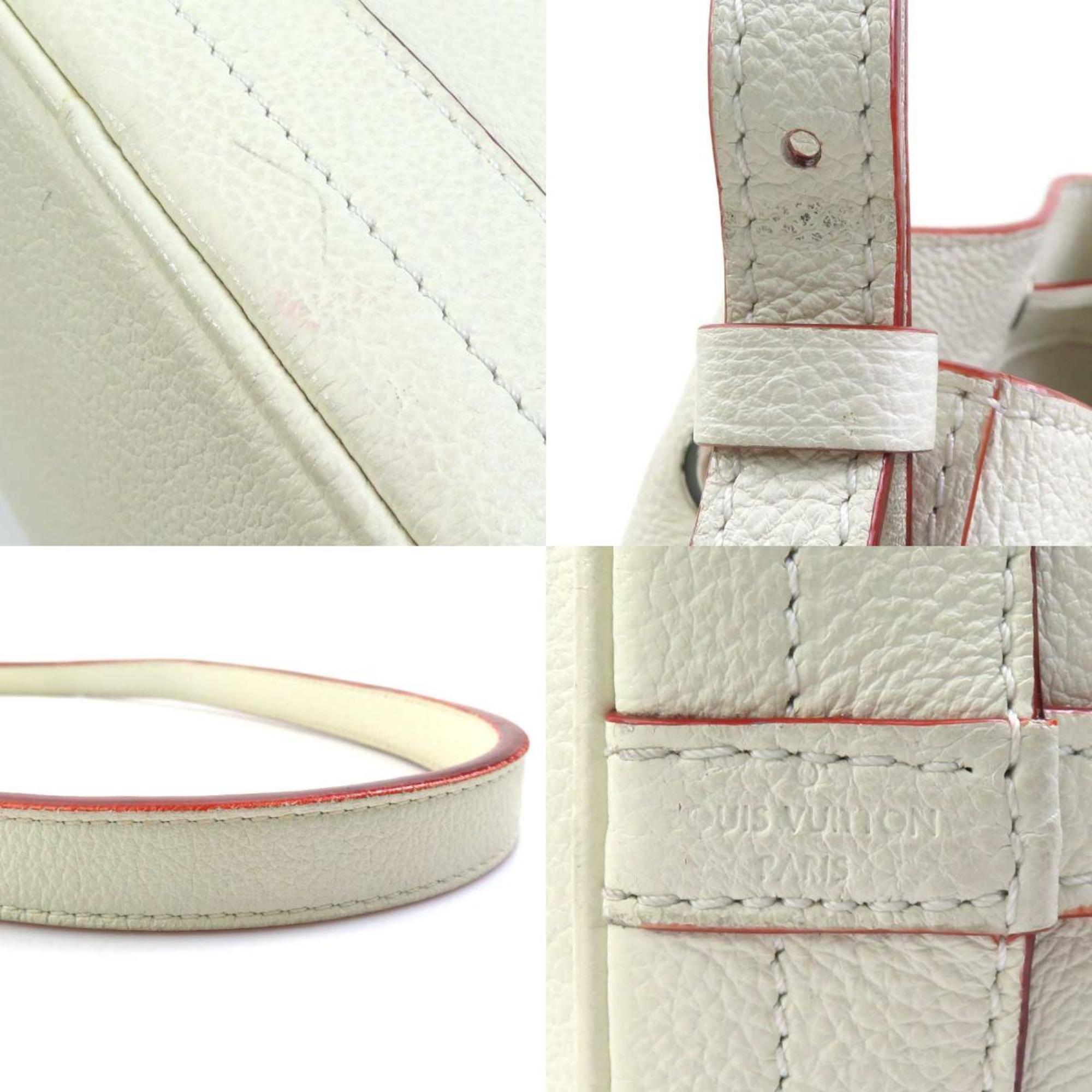 Louis Vuitton Off-White Leather Shoulder Bag