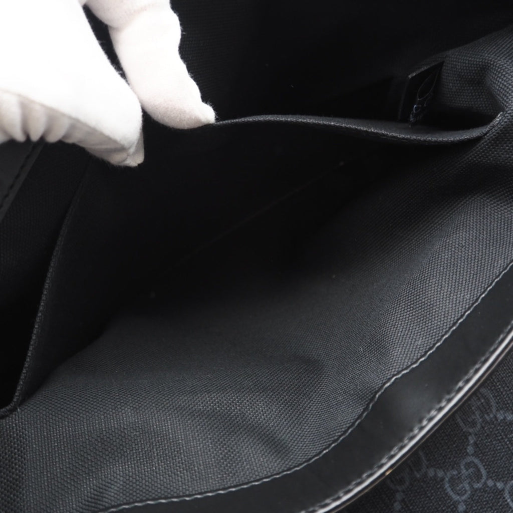 Gucci Black Gray Coated Canvas Messenger Bag Shoulder Bag (Pre-Owned)