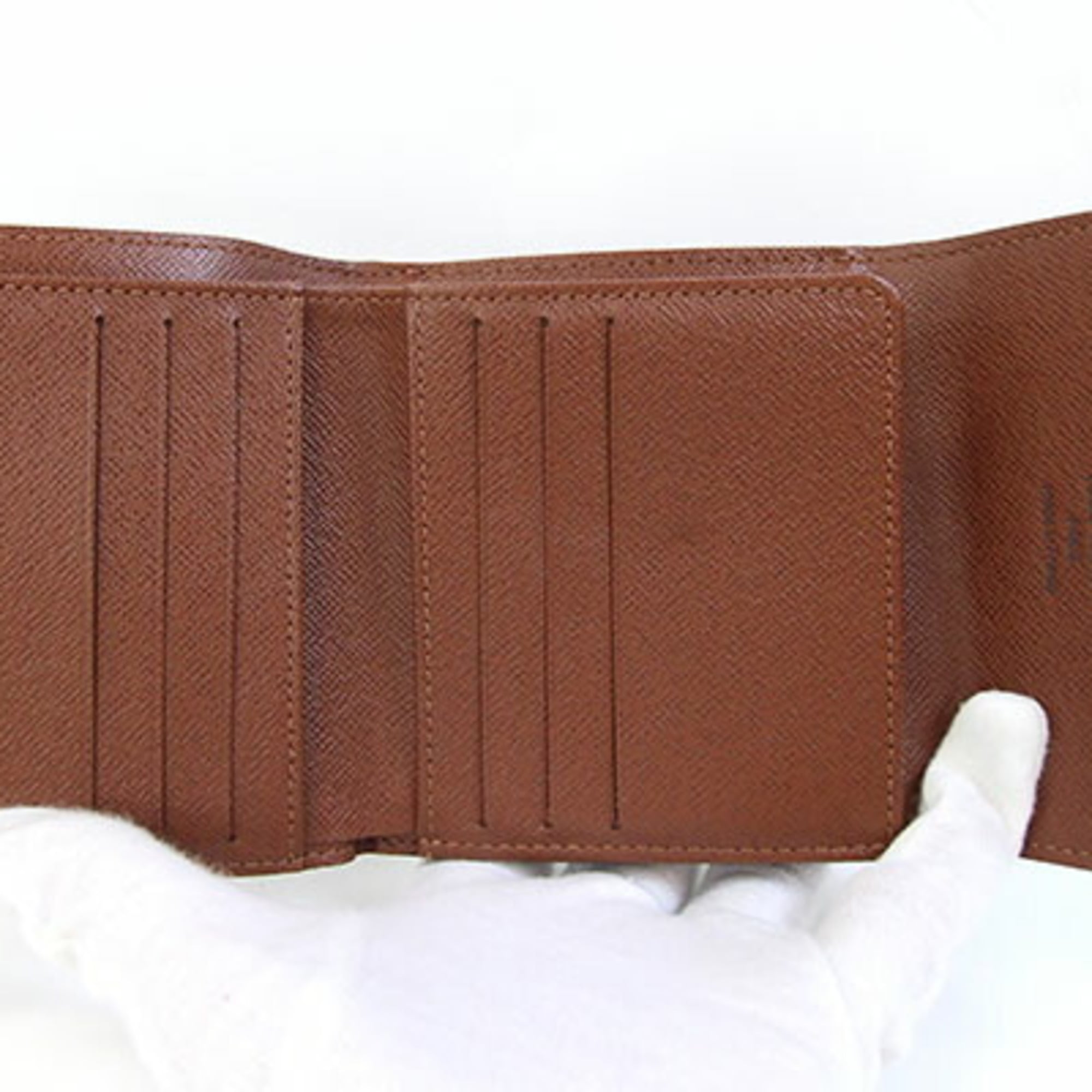 Louis Vuitton Monogram Monogram Wallet (Tri-Fold)