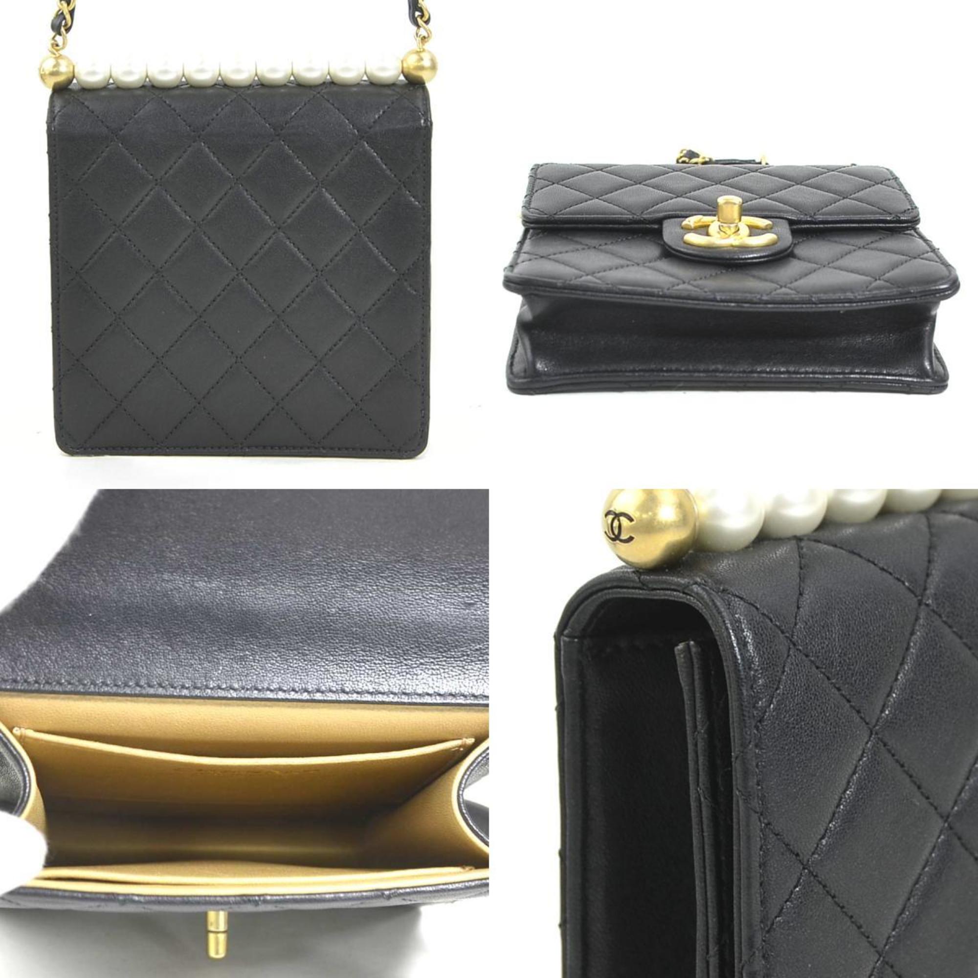 Chanel Black Off-White Leather Artificial Pearl Shoulder Bag