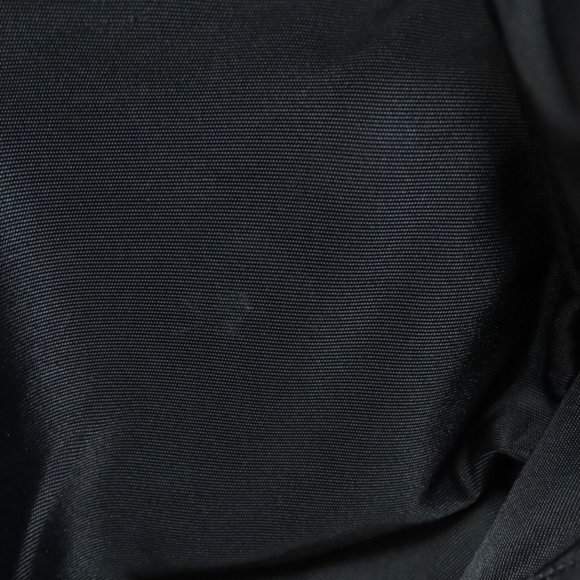 Gucci Black Canvas Shoulder Bag (Pre-Owned)