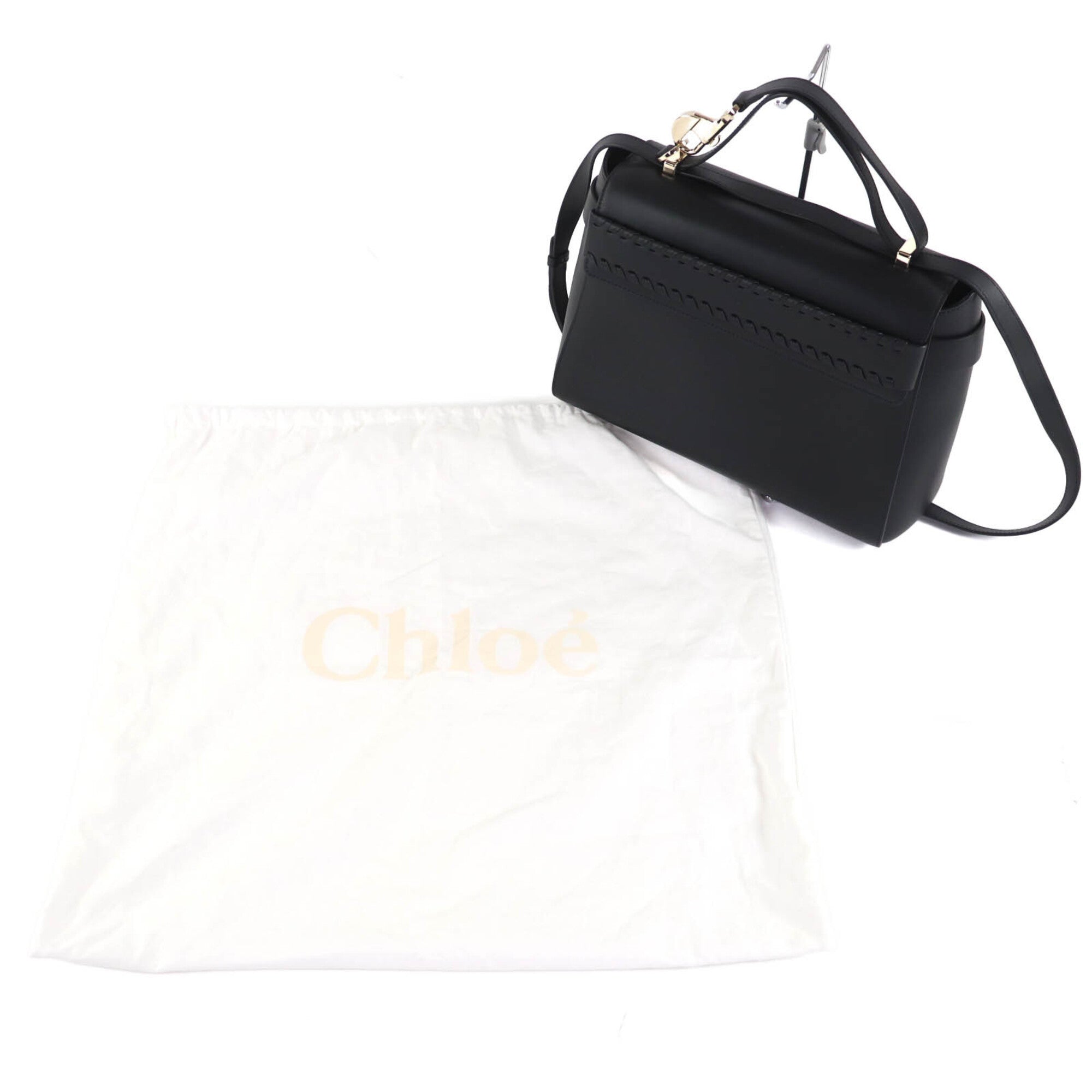 Chloé Black Leather Shoulder Bag (Pre-Owned)
