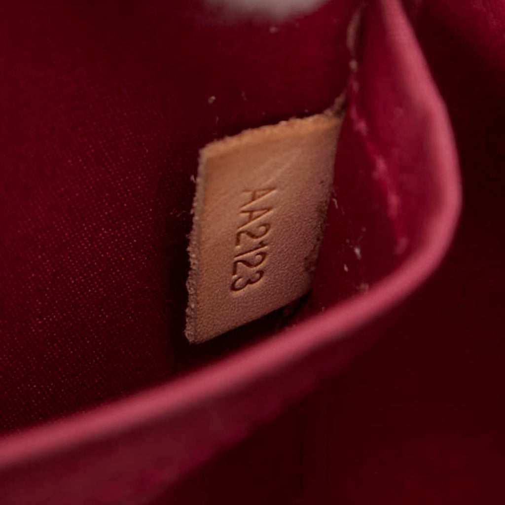Louis Vuitton Pomme D'amour Red Color Patent Leather Handbag Shoulder Bag