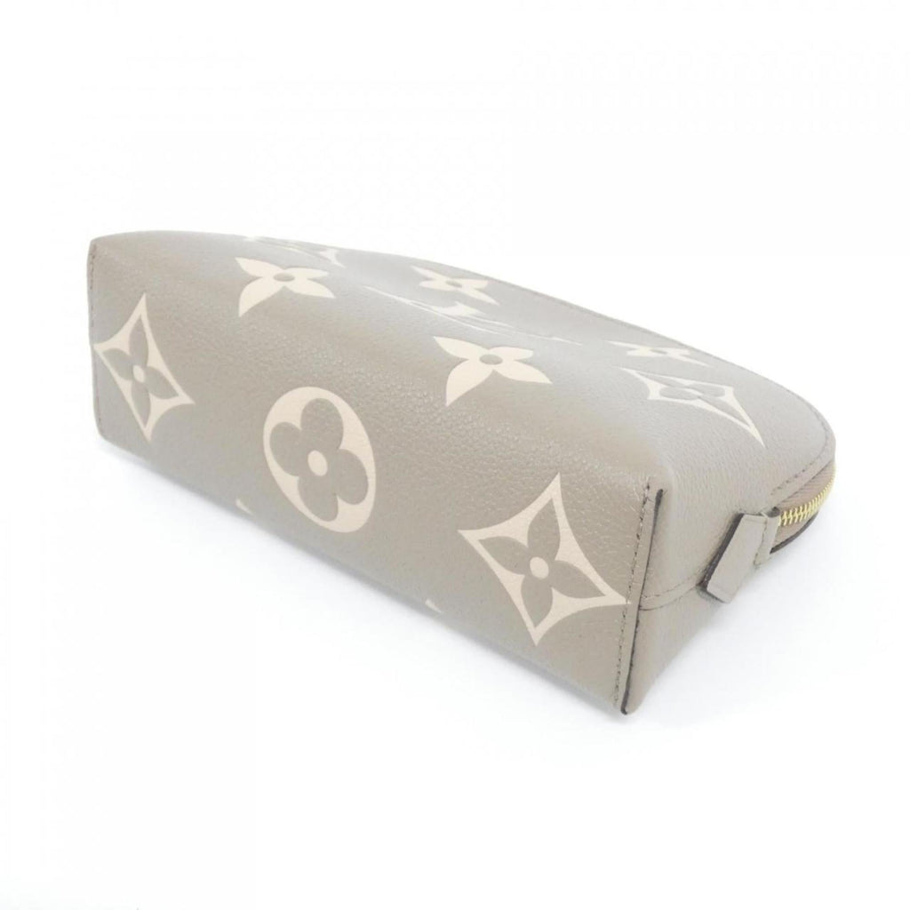 Louis Vuitton Beige Leather Handbag Pochette Pouch