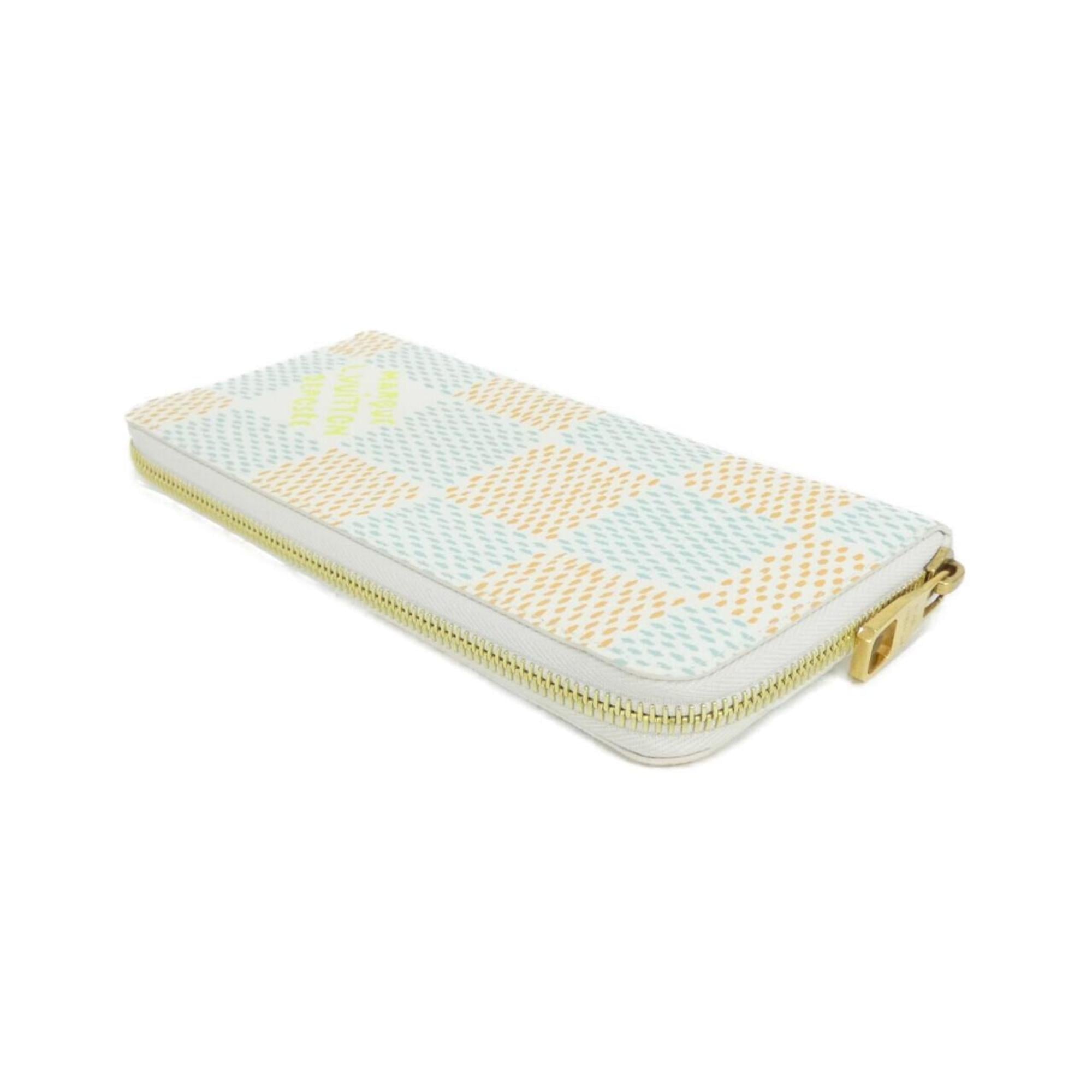 Louis Vuitton Blanc Coated Canvas Long Wallet
