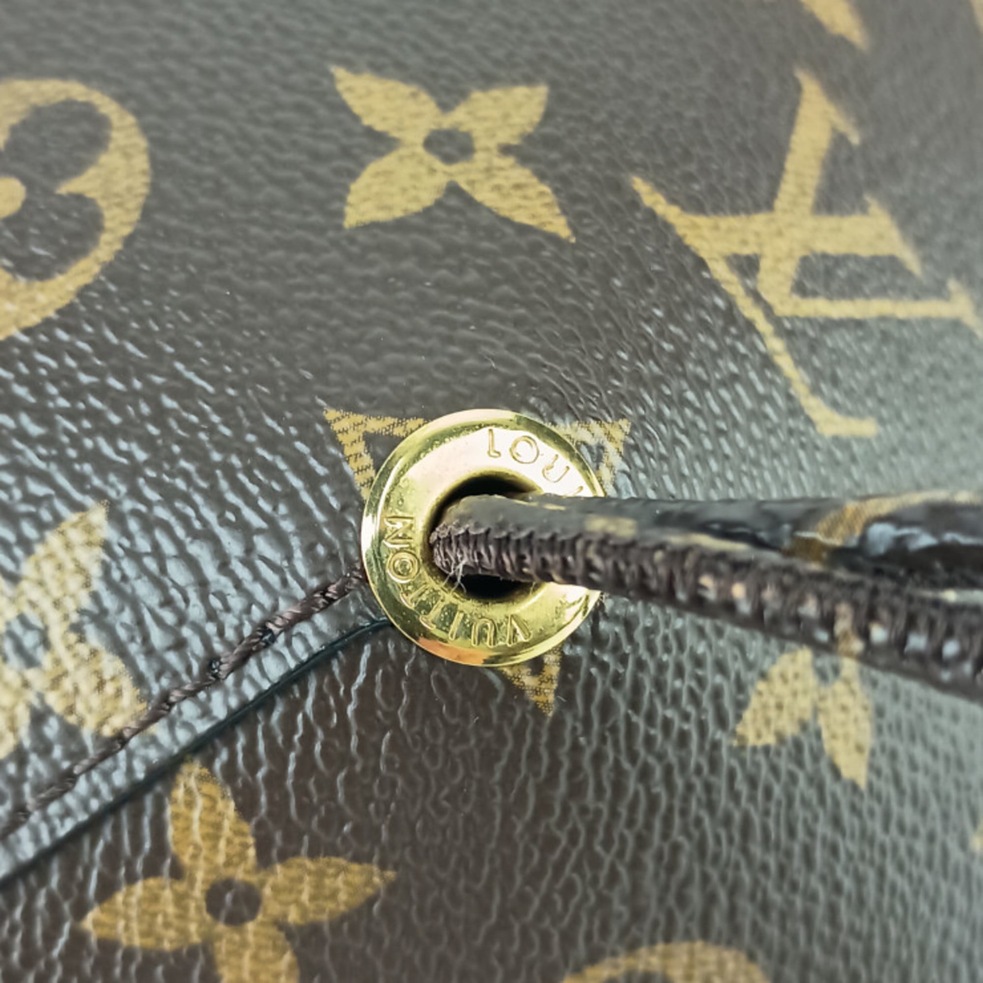 Louis Vuitton Brown Monogram Handbag Shoulder Bag Tote Bag