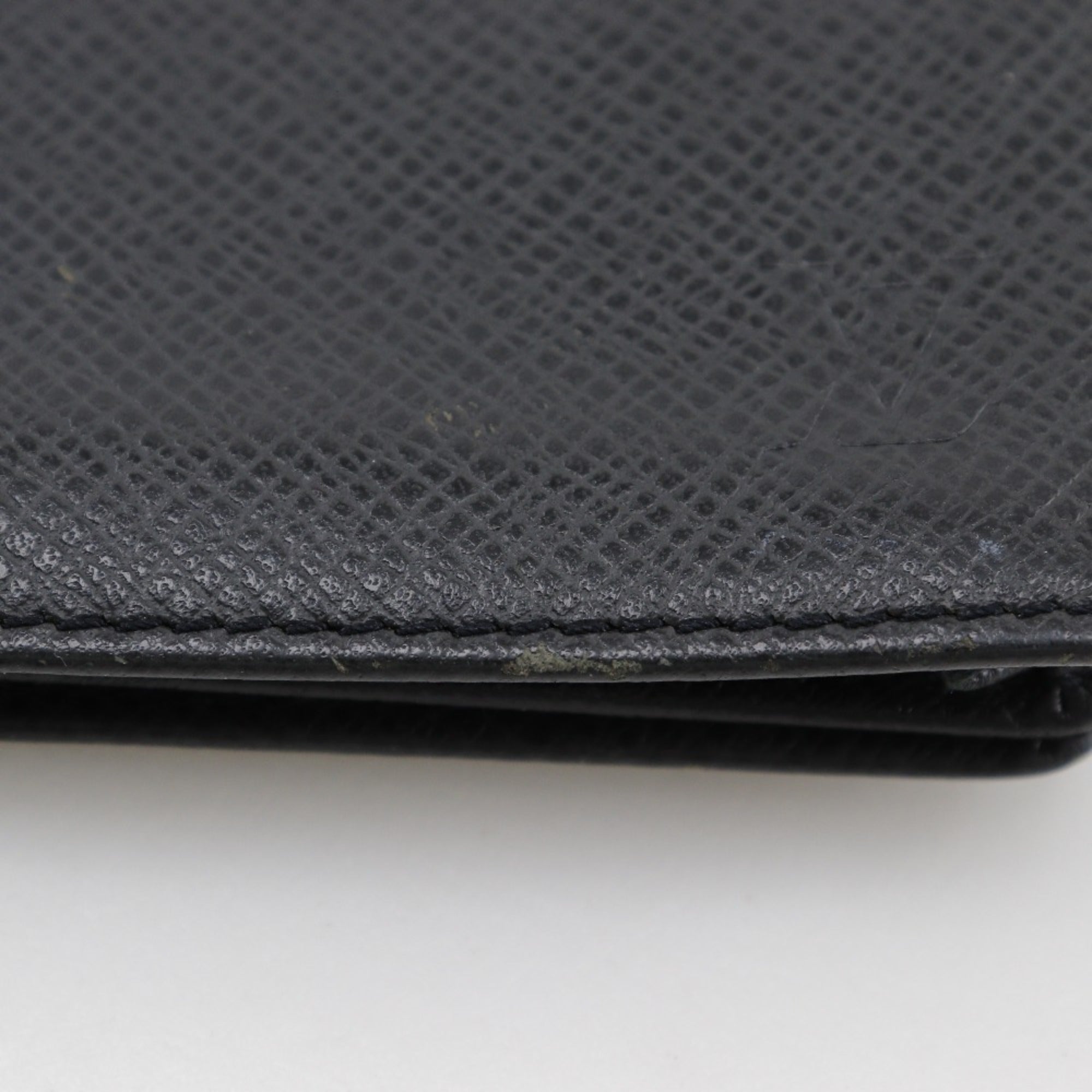 Louis Vuitton Ardoise Taiga Leather Long Bill Wallet