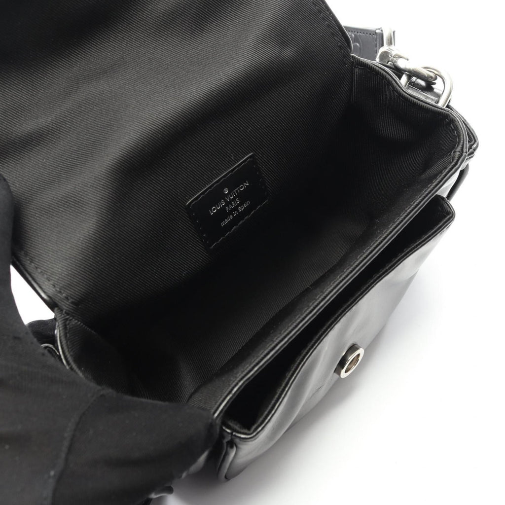 Louis Vuitton Black Leather Shoulder Bag