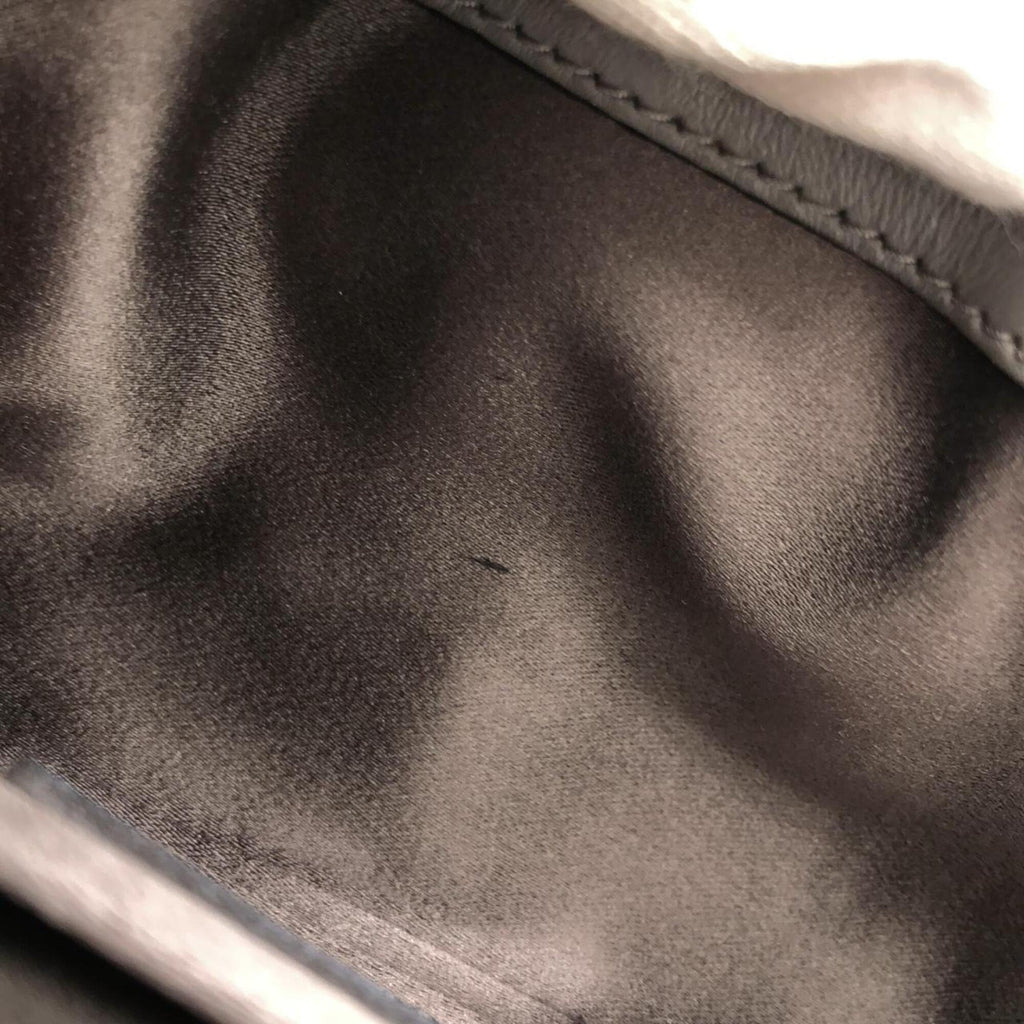 Gucci Gray Quilting Leather Shoulder Bag (Pre-Owned)