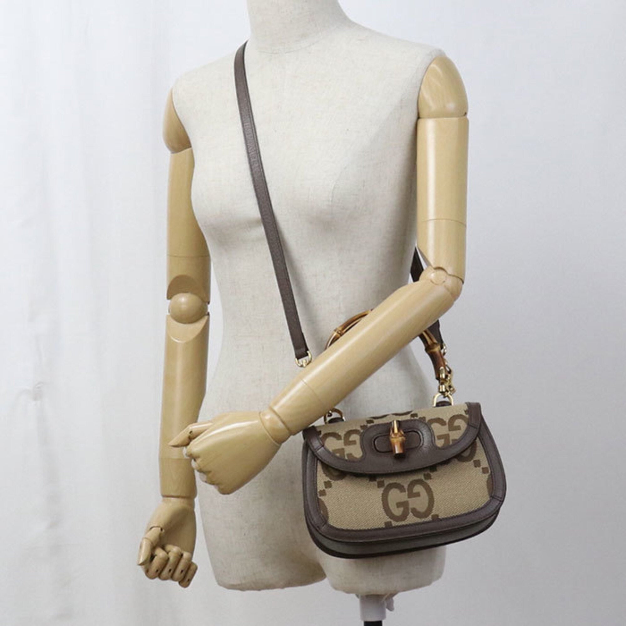 Gucci Beige Canvas Handbag (Pre-Owned)