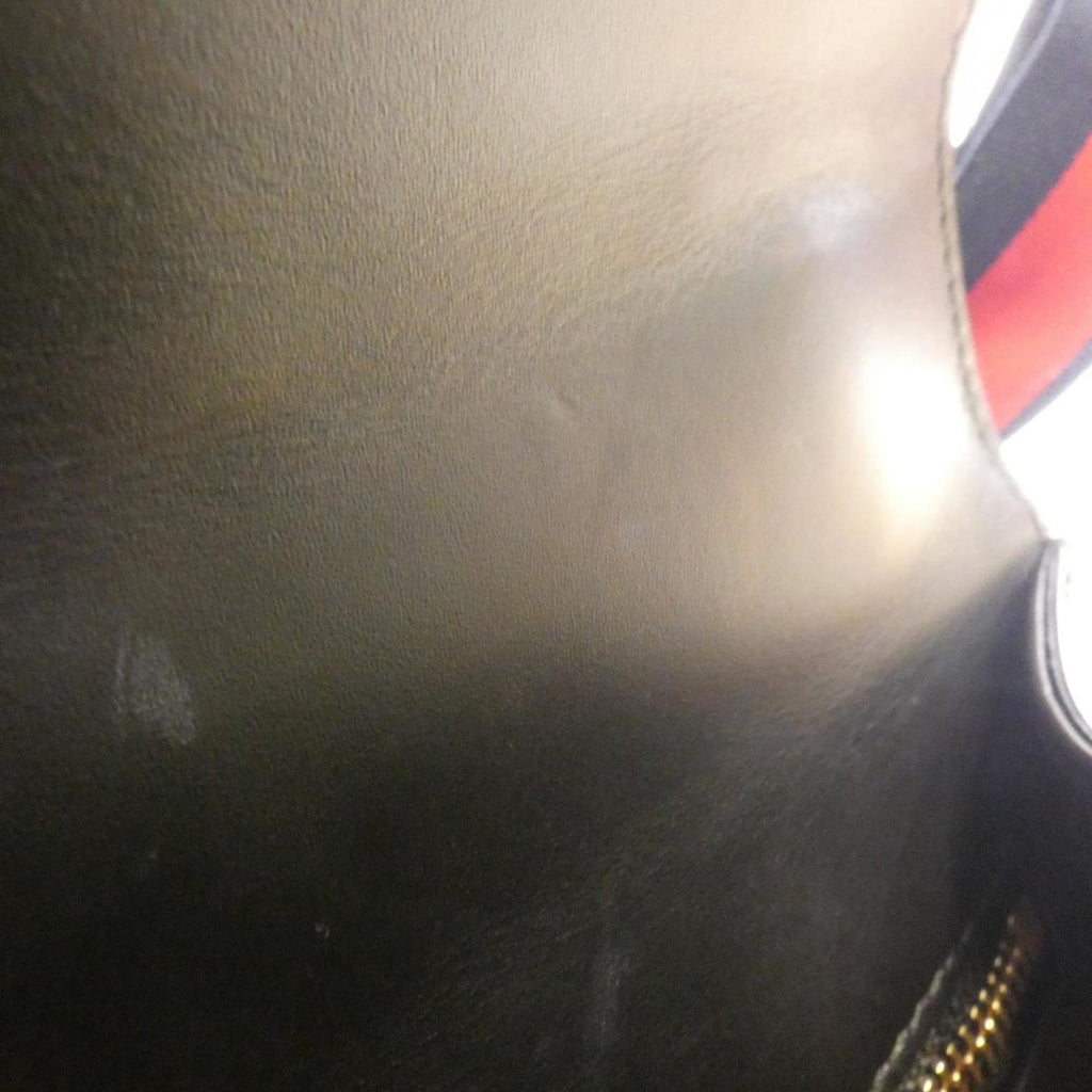 Gucci Black Leather Shoulder Bag (Pre-Owned)