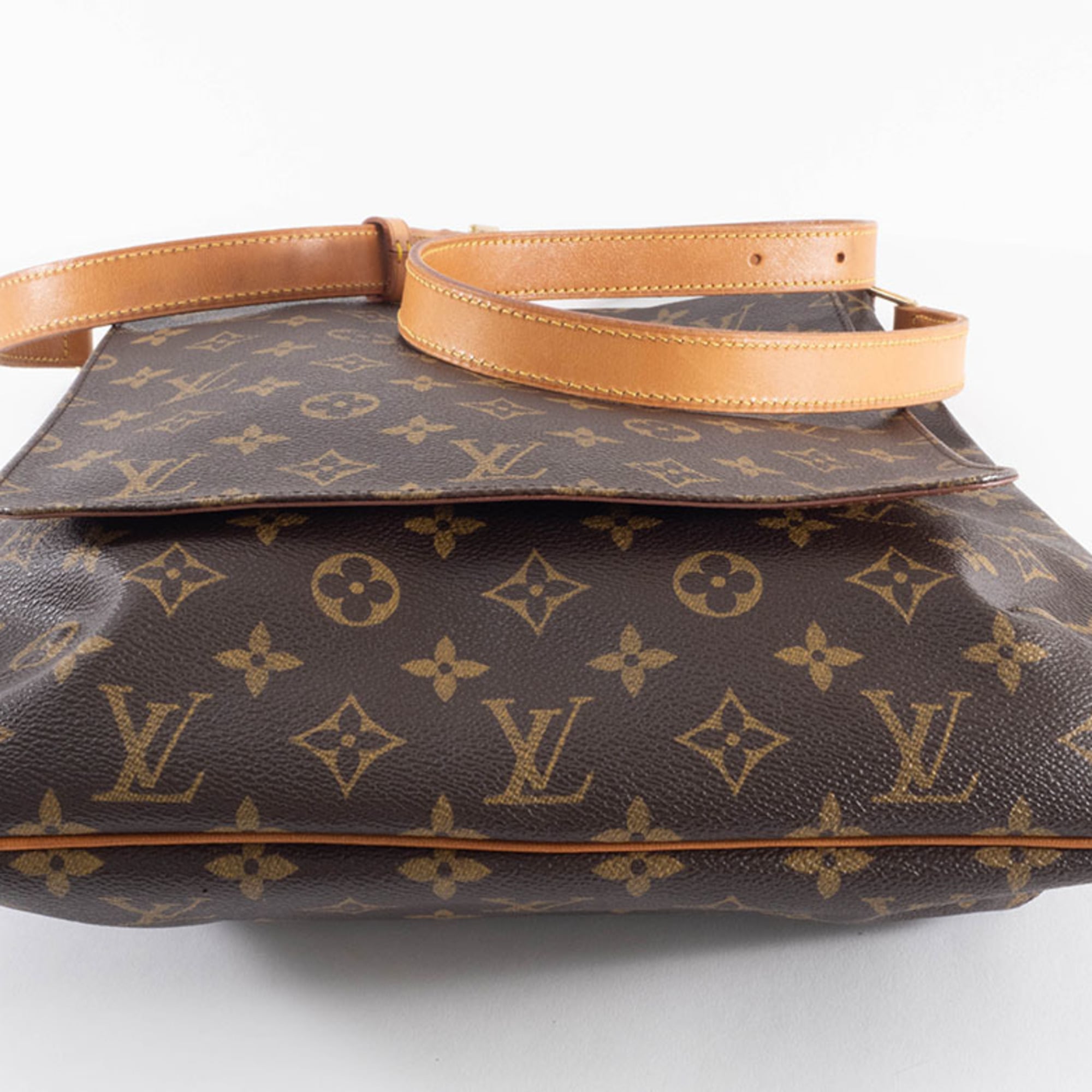 Louis Vuitton Brown Monogram Monogram Canvas Shoulder Bag