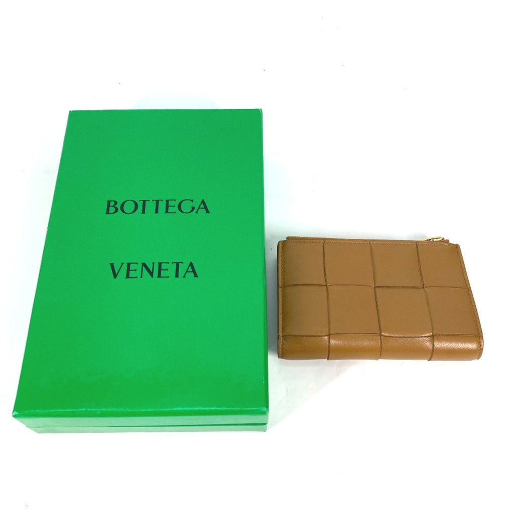 Bottega Veneta Beige Leather Wallet (Bi-Fold)