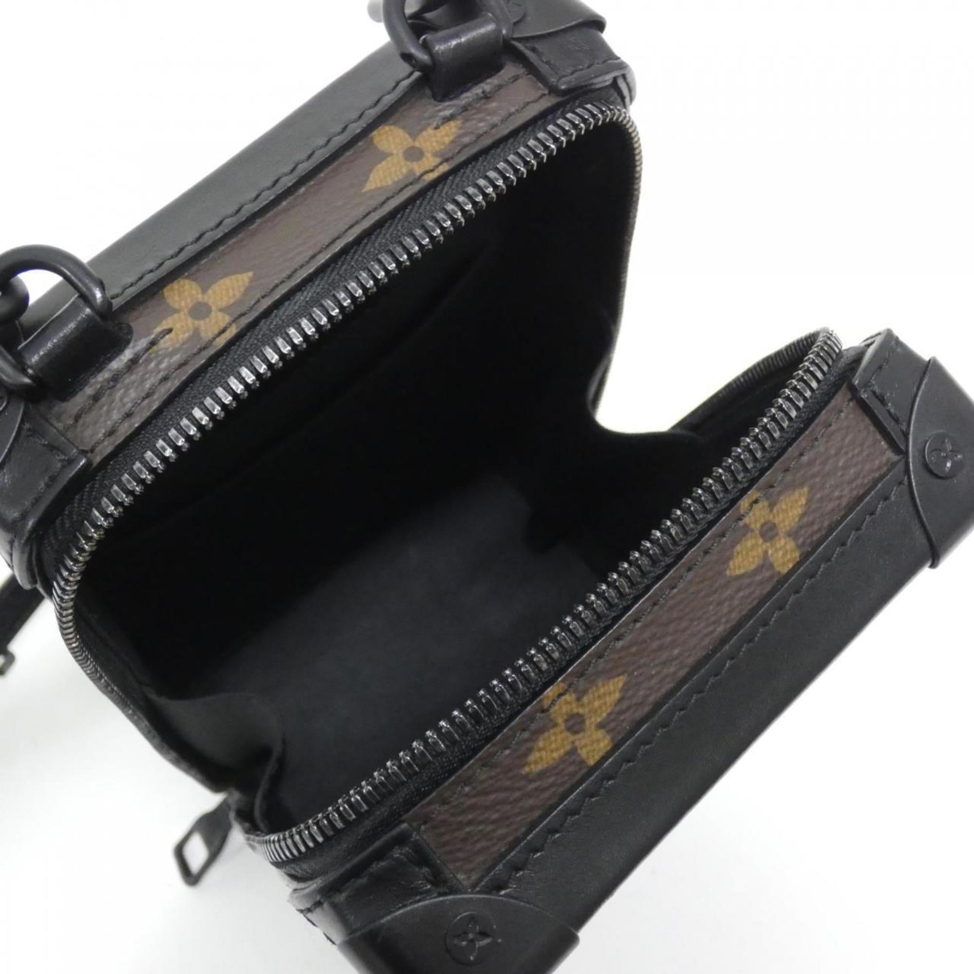 Louis Vuitton Monogram Tuffetage Black Marron Monogram Monogram Shoulder Bag