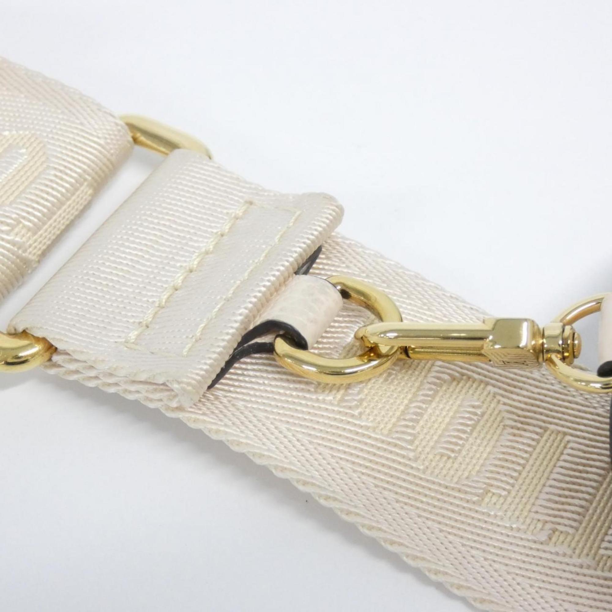 Louis Vuitton Cream Saffron White Leather Shoulder Bag