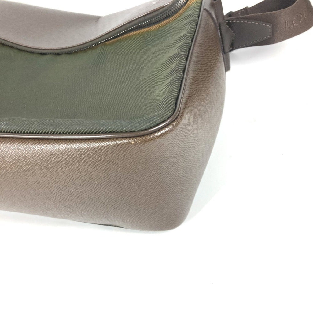 Louis Vuitton Brown Taiga Leather Nylon Messenger Bag Shoulder Bag