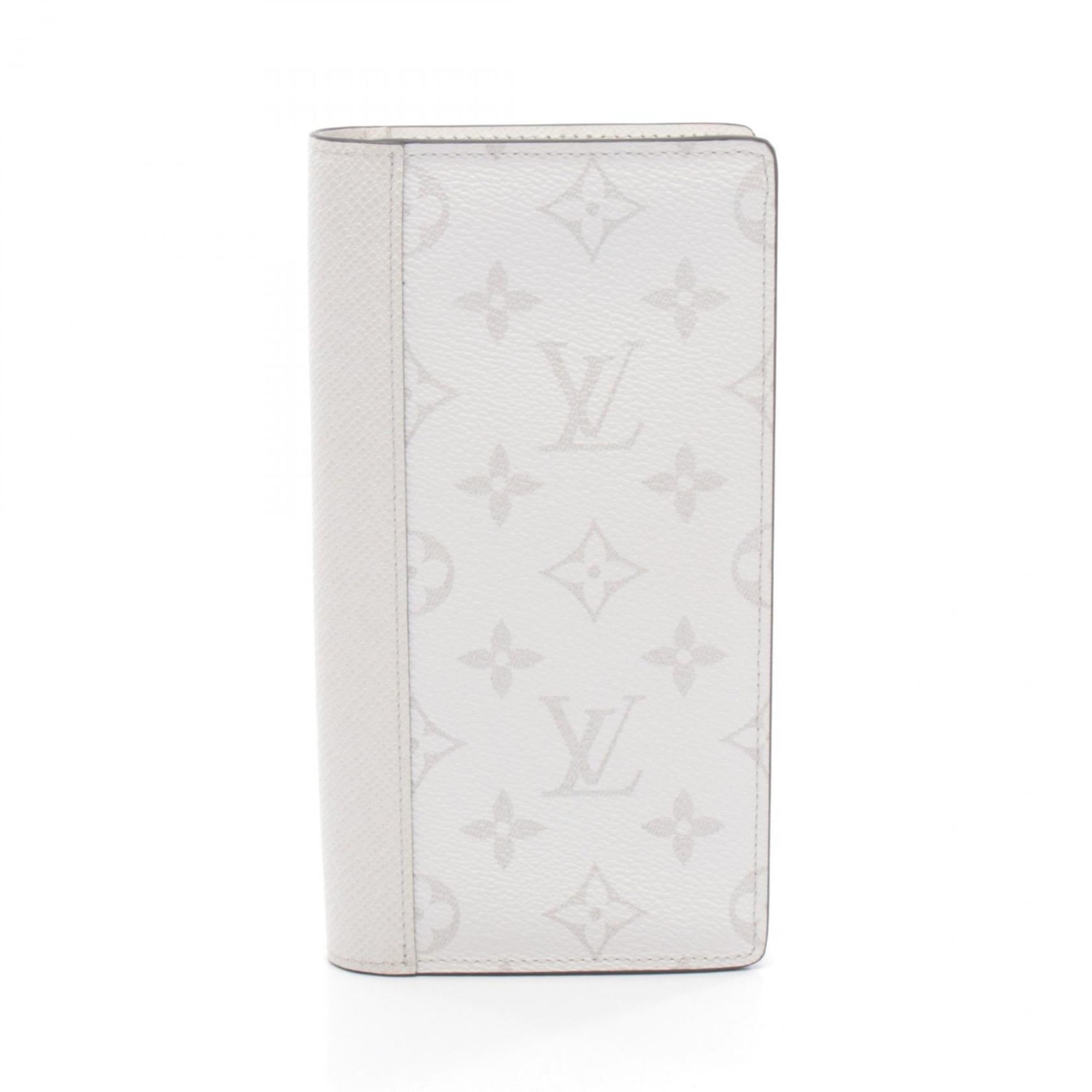 Louis Vuitton Blanc Gray Taigarama Long Wallet