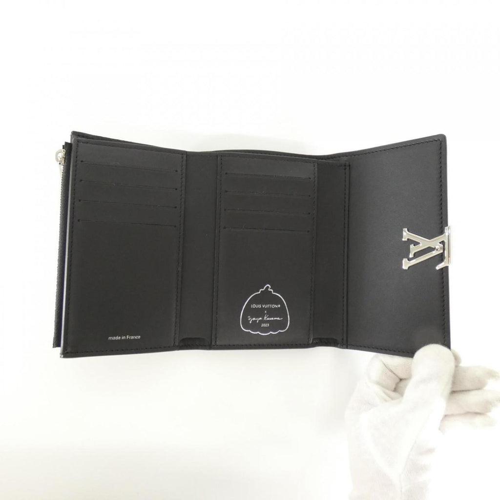 Louis Vuitton Black Leather Wallet (Tri-Fold)