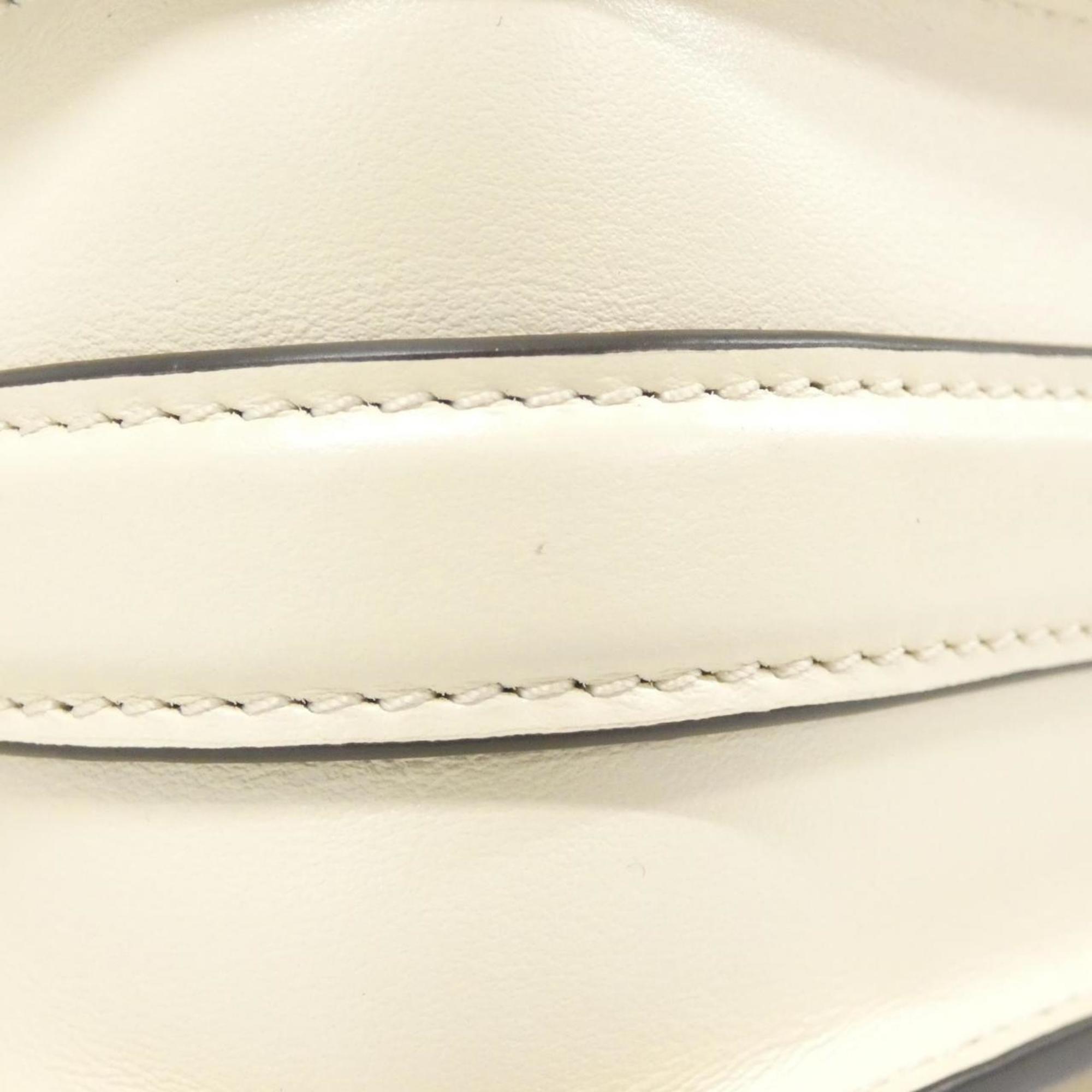 Louis Vuitton Cream Leather Shoulder Bag