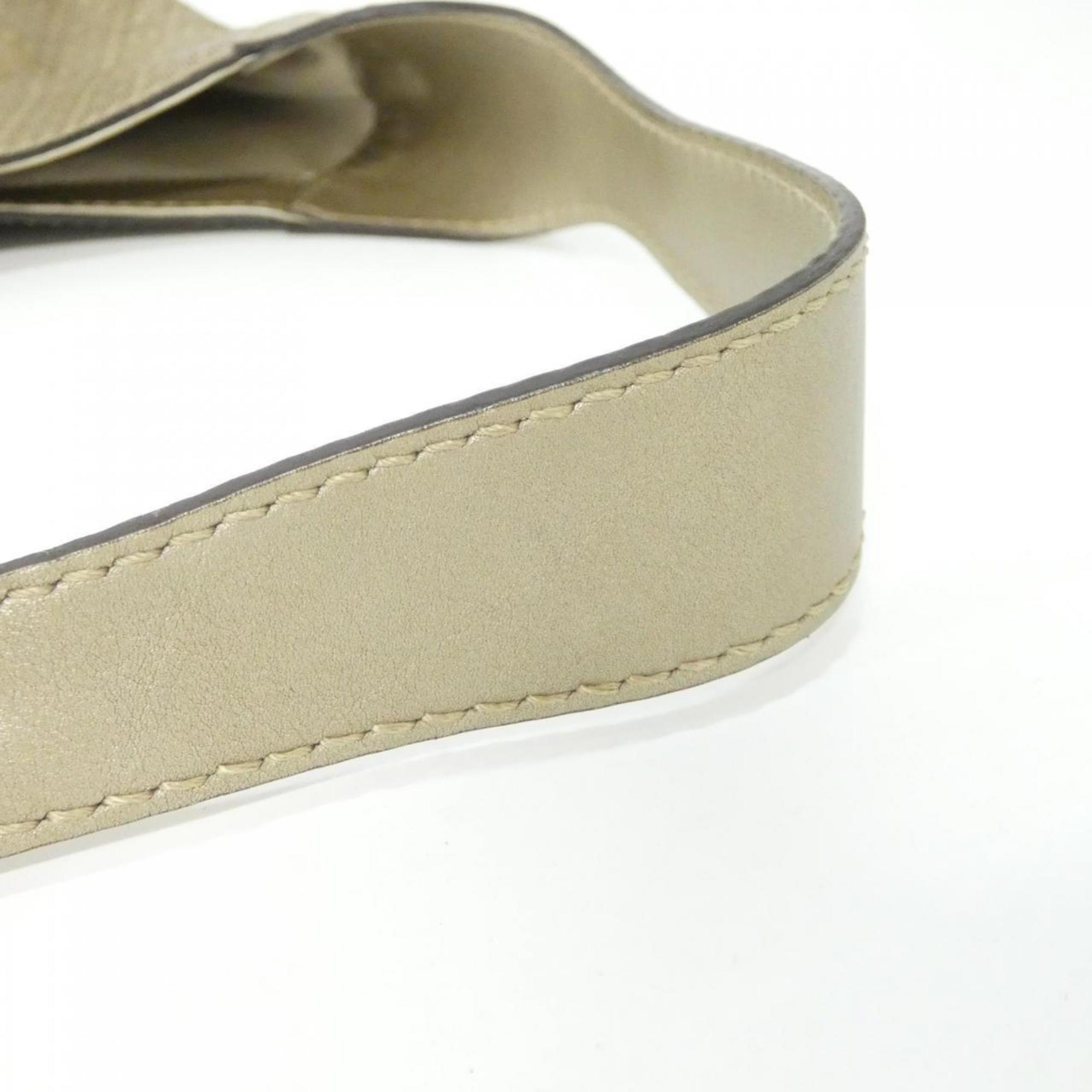 Gucci Champagne Leather Shoulder Bag (Pre-Owned)