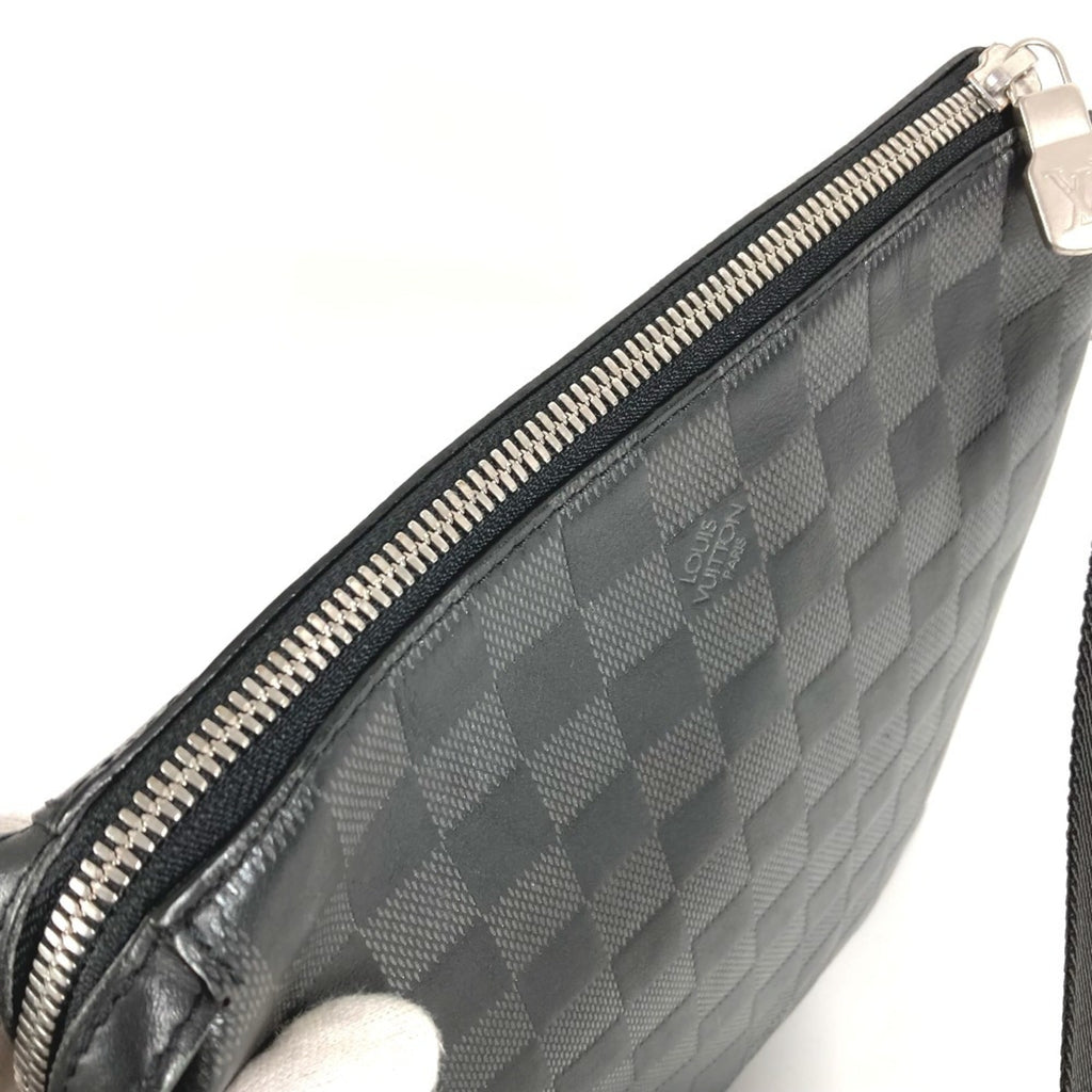 Louis Vuitton Black Damier Infini Leather Pochette Shoulder Bag