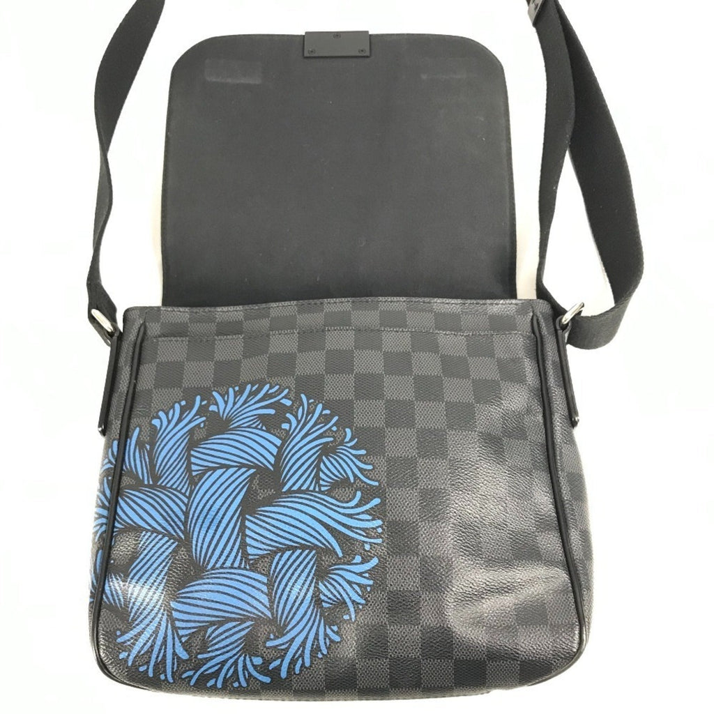 Louis Vuitton Black Blue Damier Graphite Messenger Bag Shoulder Bag