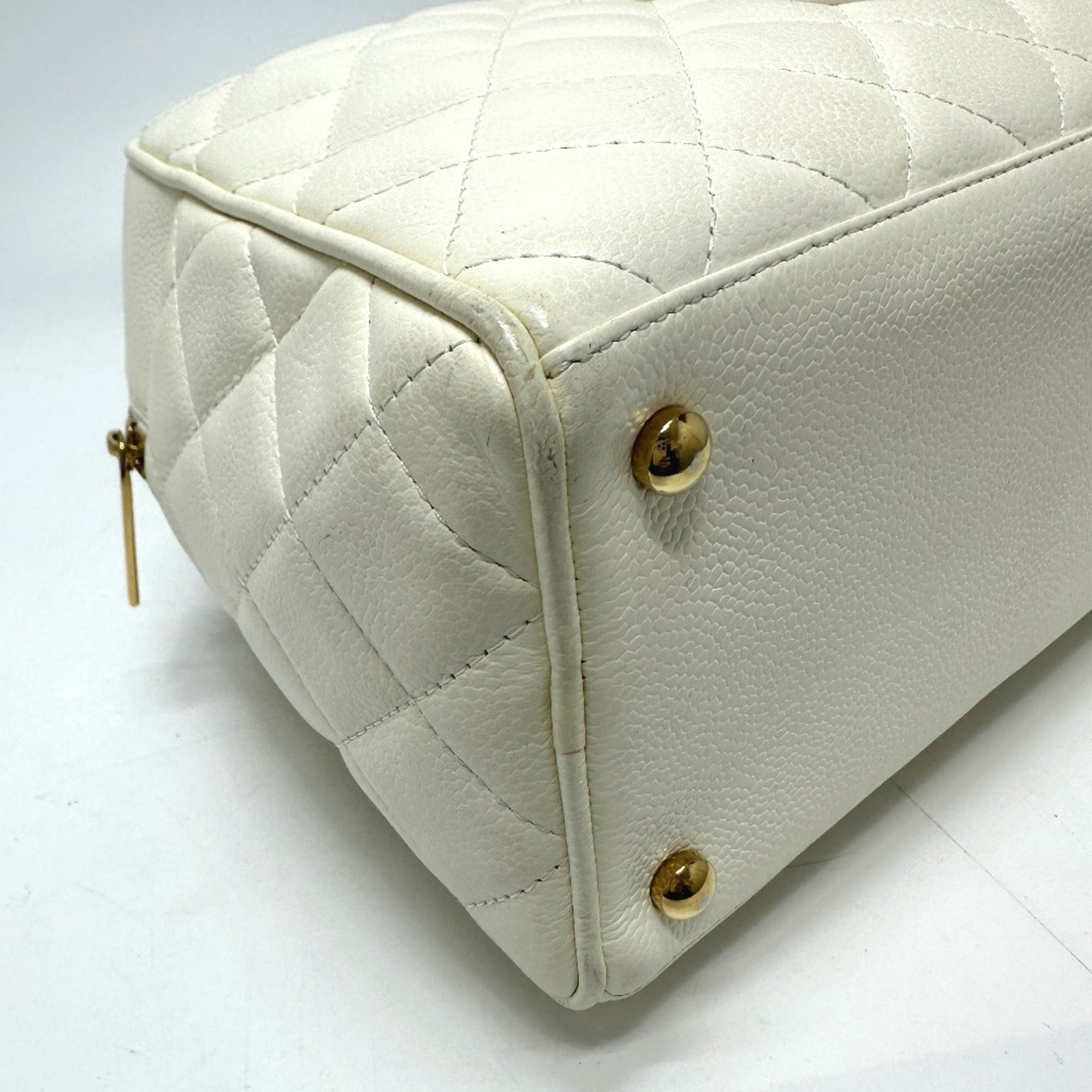 Chanel White Leather Handbag