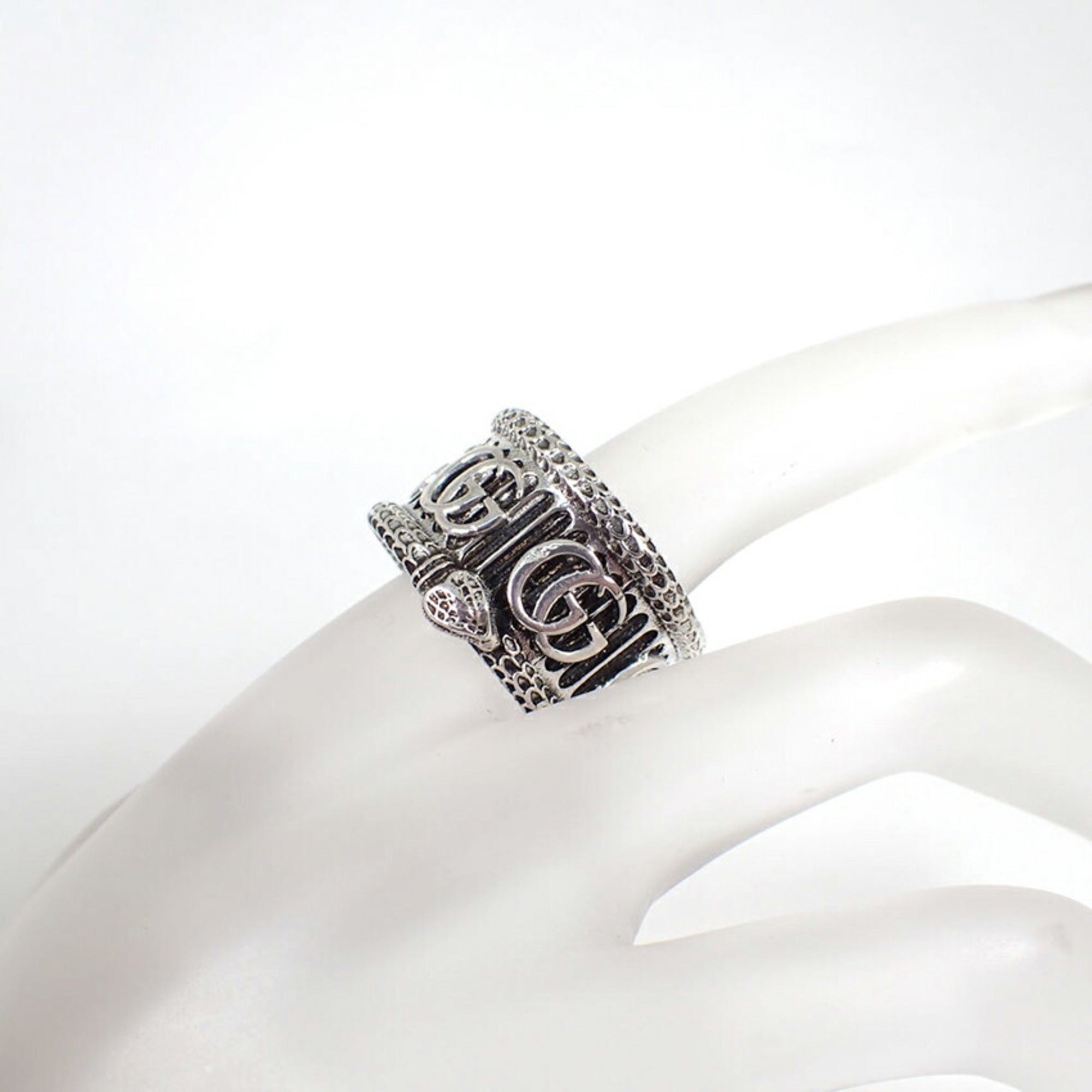 Gucci Sterling Silver 925 Band Ring (Pre-Owned)