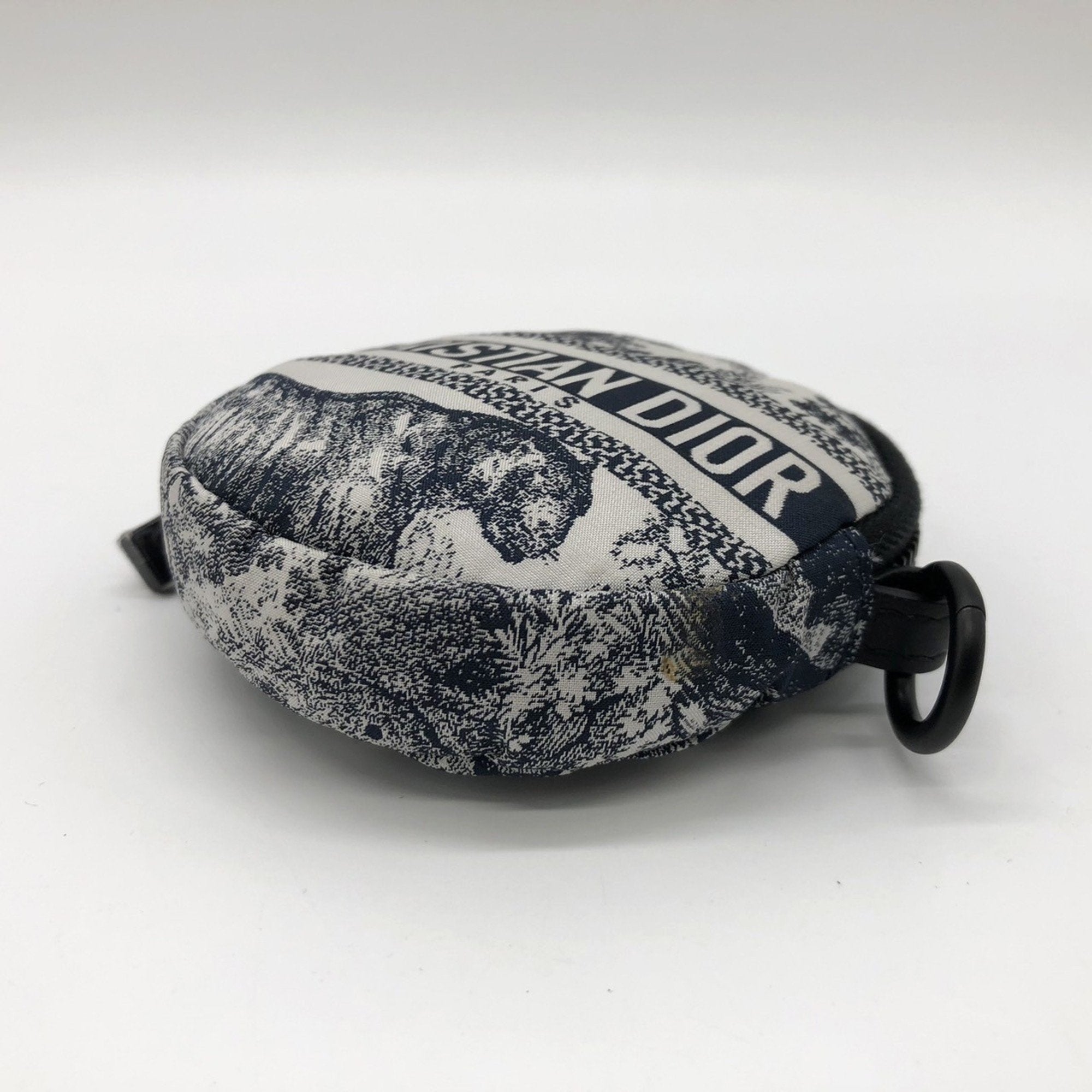 Christian Dior White Fabric Pouch (Pre-Owned)