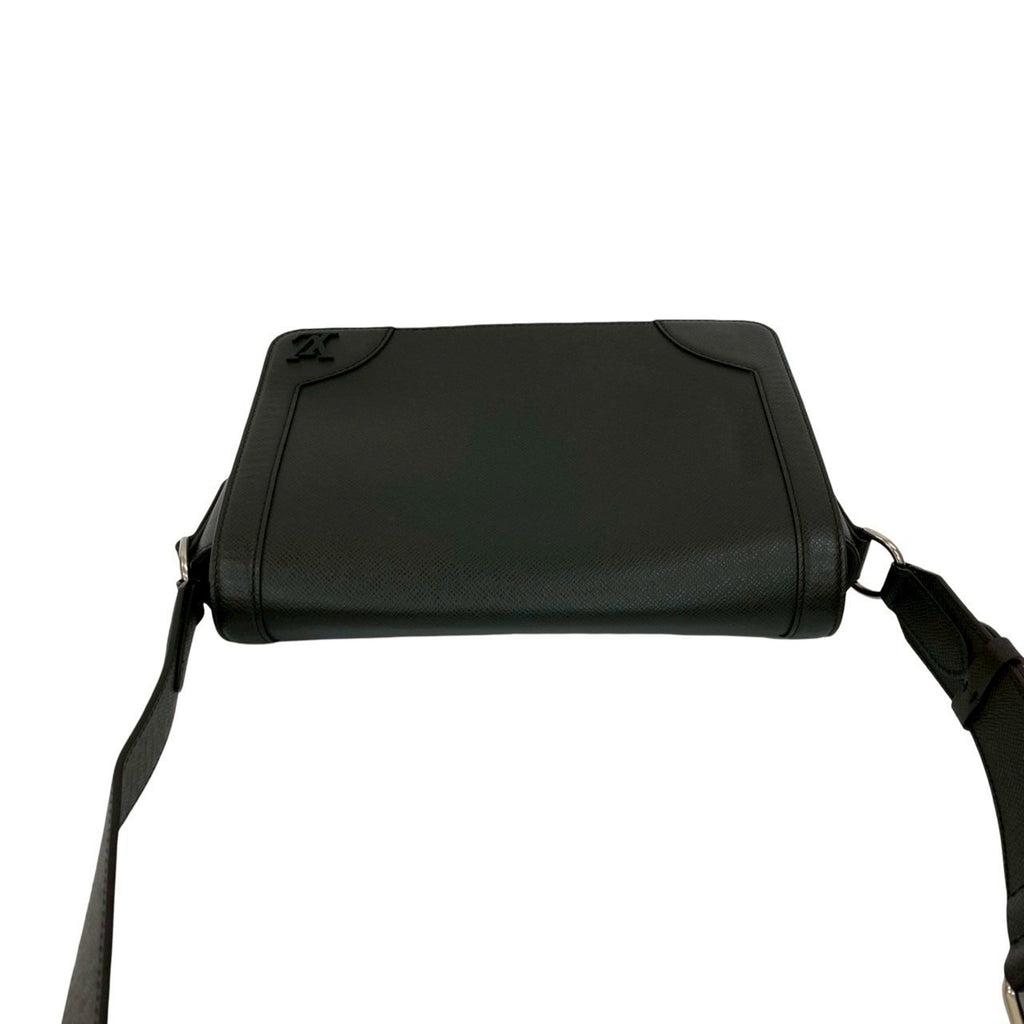 Louis Vuitton Black Leather Shoulder Bag