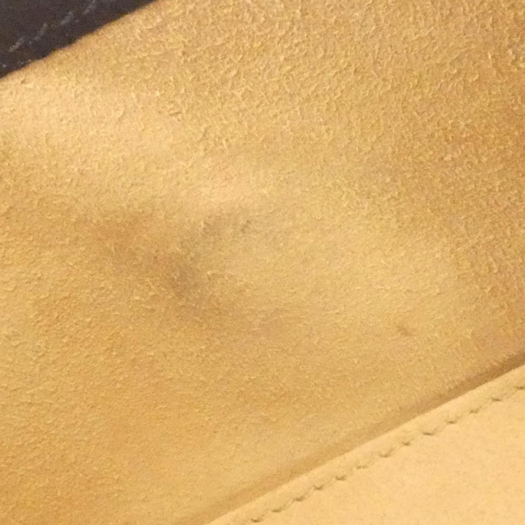 Gucci Black Leather Shoulder Bag (Pre-Owned)