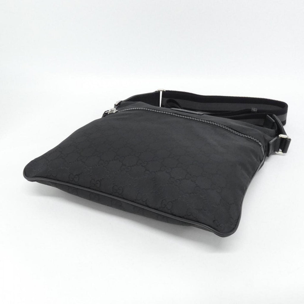 Gucci Black Nylon Shoulder Bag (Pre-Owned)