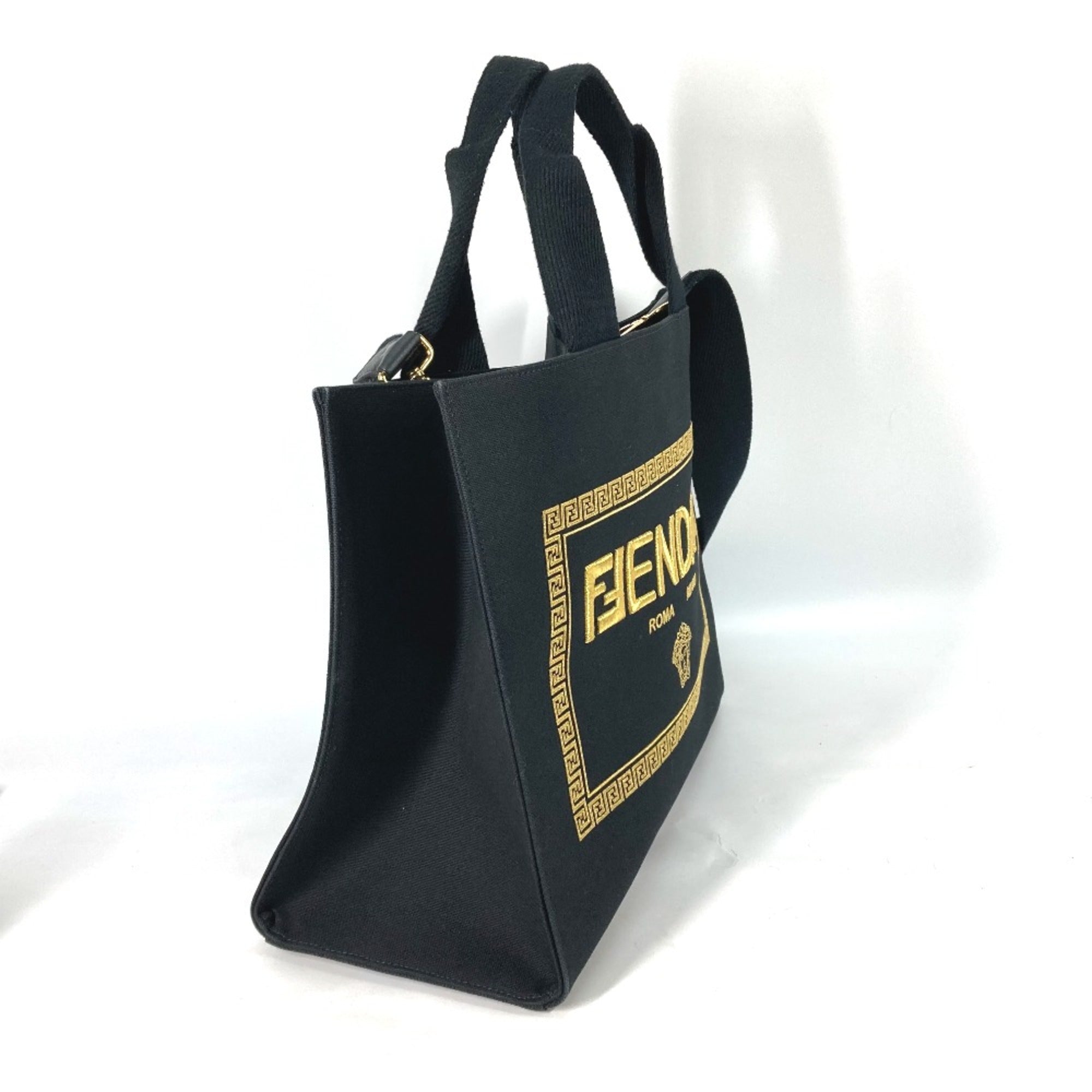 Fendi Black Cloth Shoulder Bag