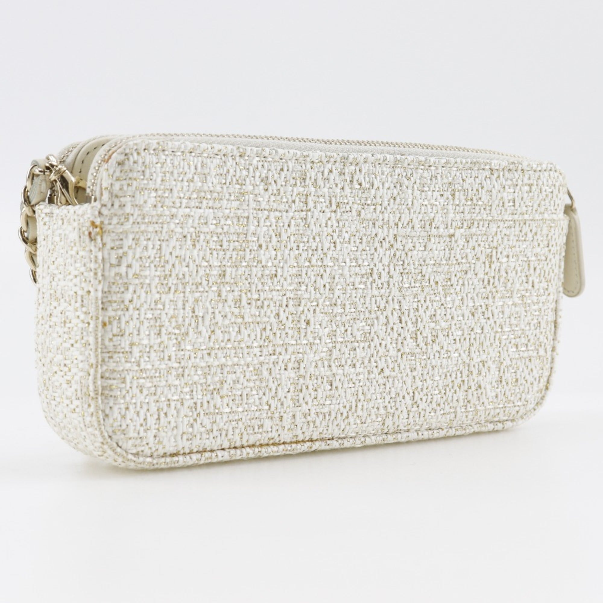 Chanel White Tweed Shoulder Bag