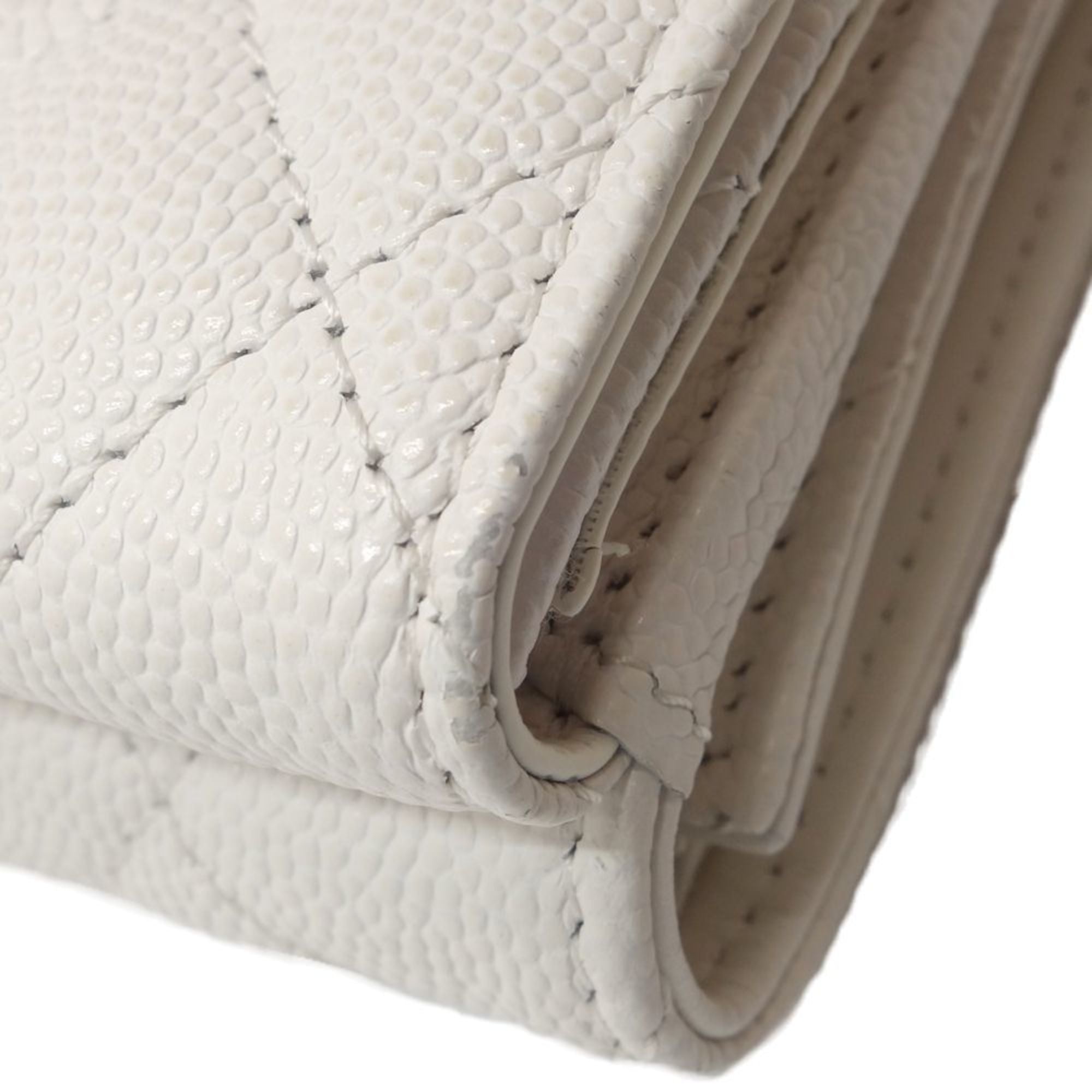 Chanel White Grained Calfskin Wallet (Tri-Fold)