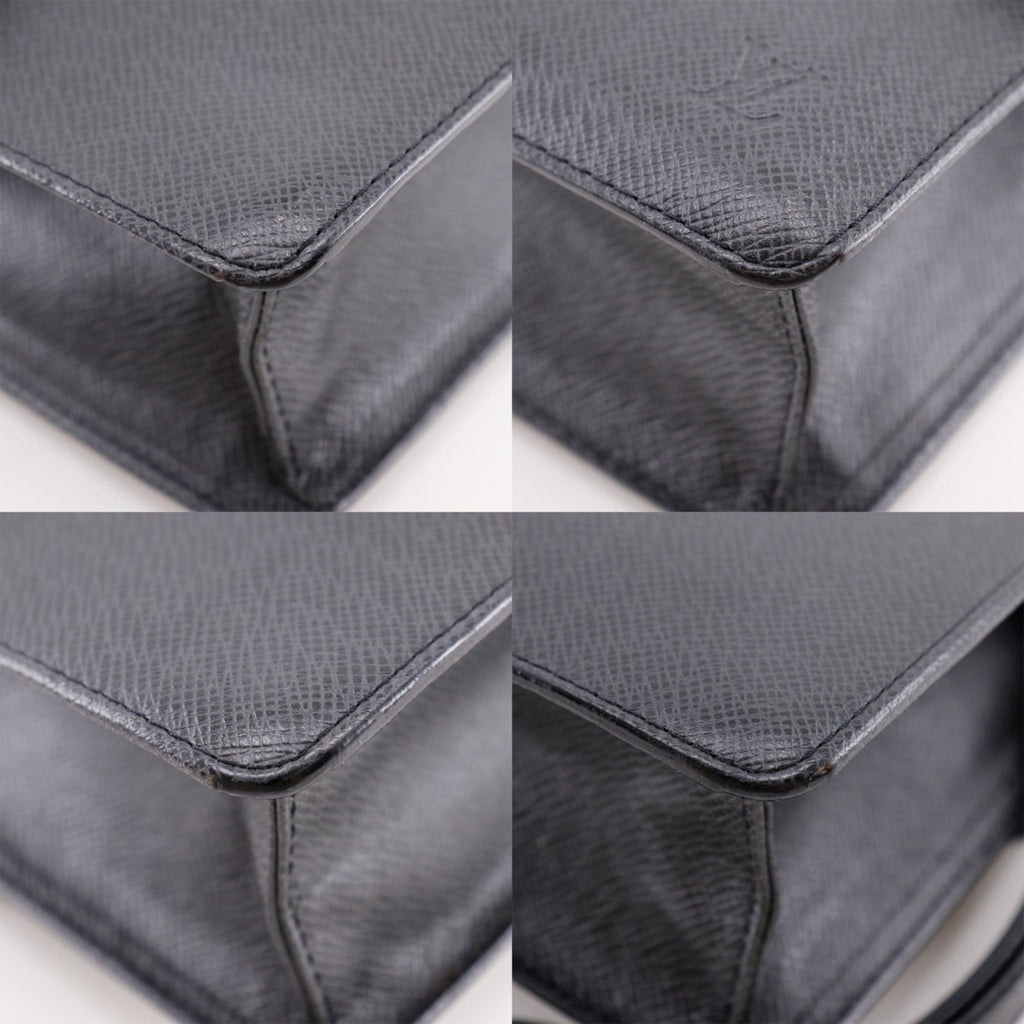 Louis Vuitton Taiga Ardoise Black Taiga Leather Pochette
