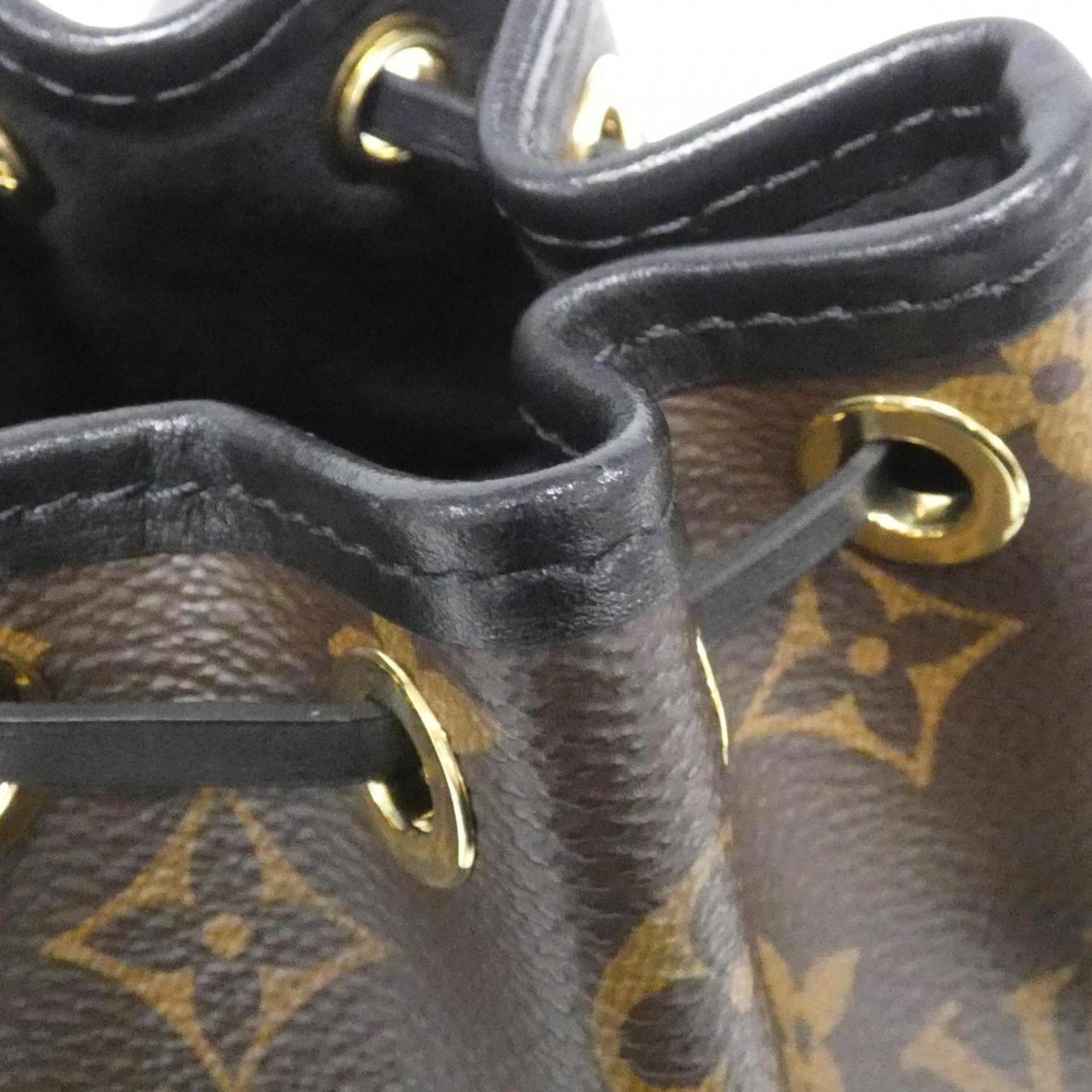 Louis Vuitton Marron Coated Canvas Shoulder Bag