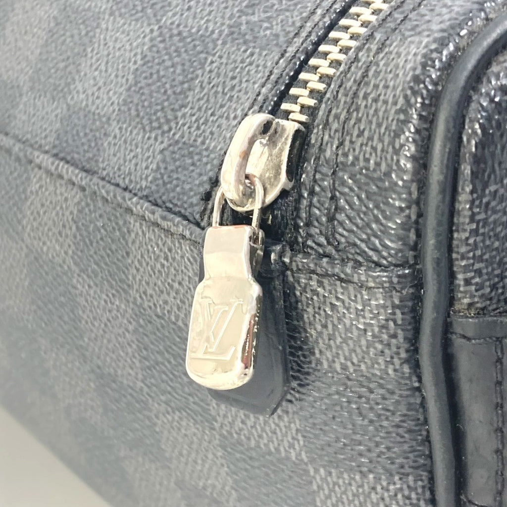 Louis Vuitton Damier Graphite Black Galle Damier Graphite Clutch Bag Pouch
