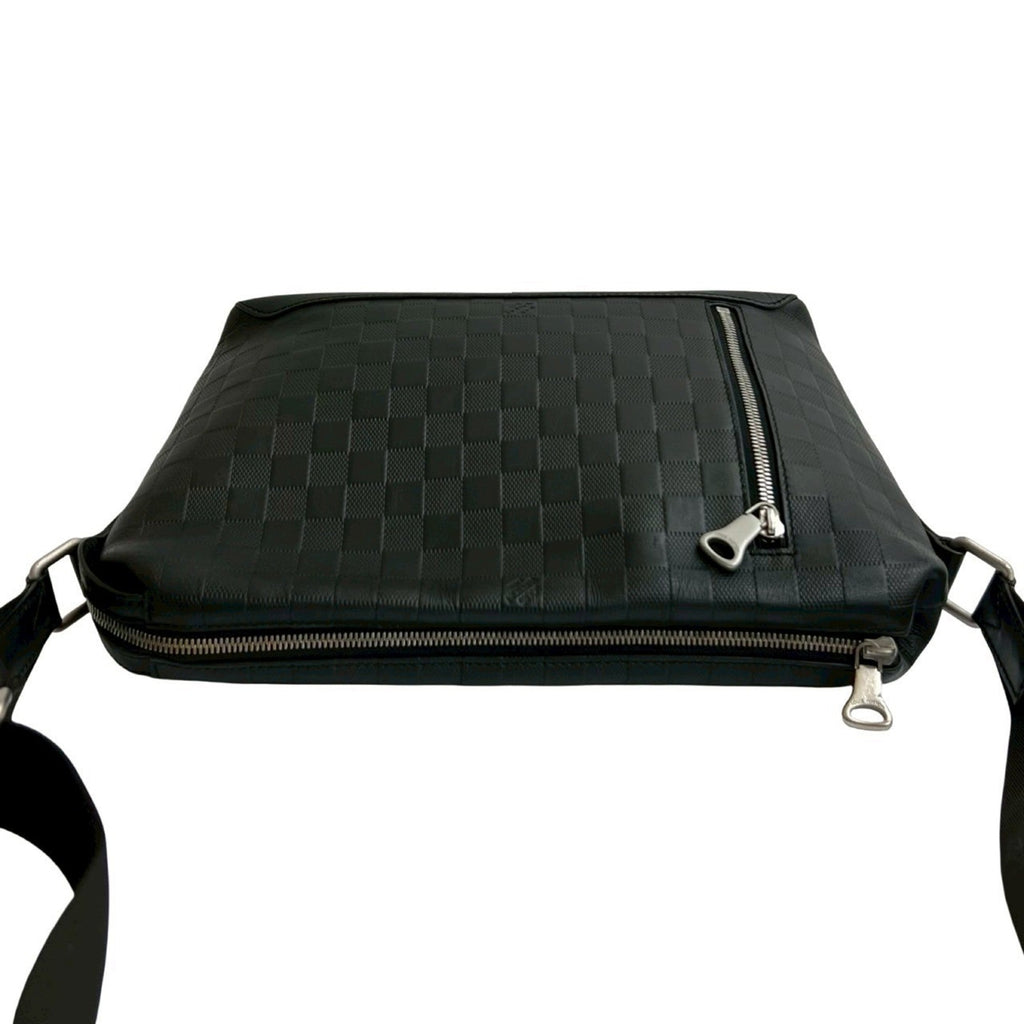 Louis Vuitton Black Leather Shoulder Bag