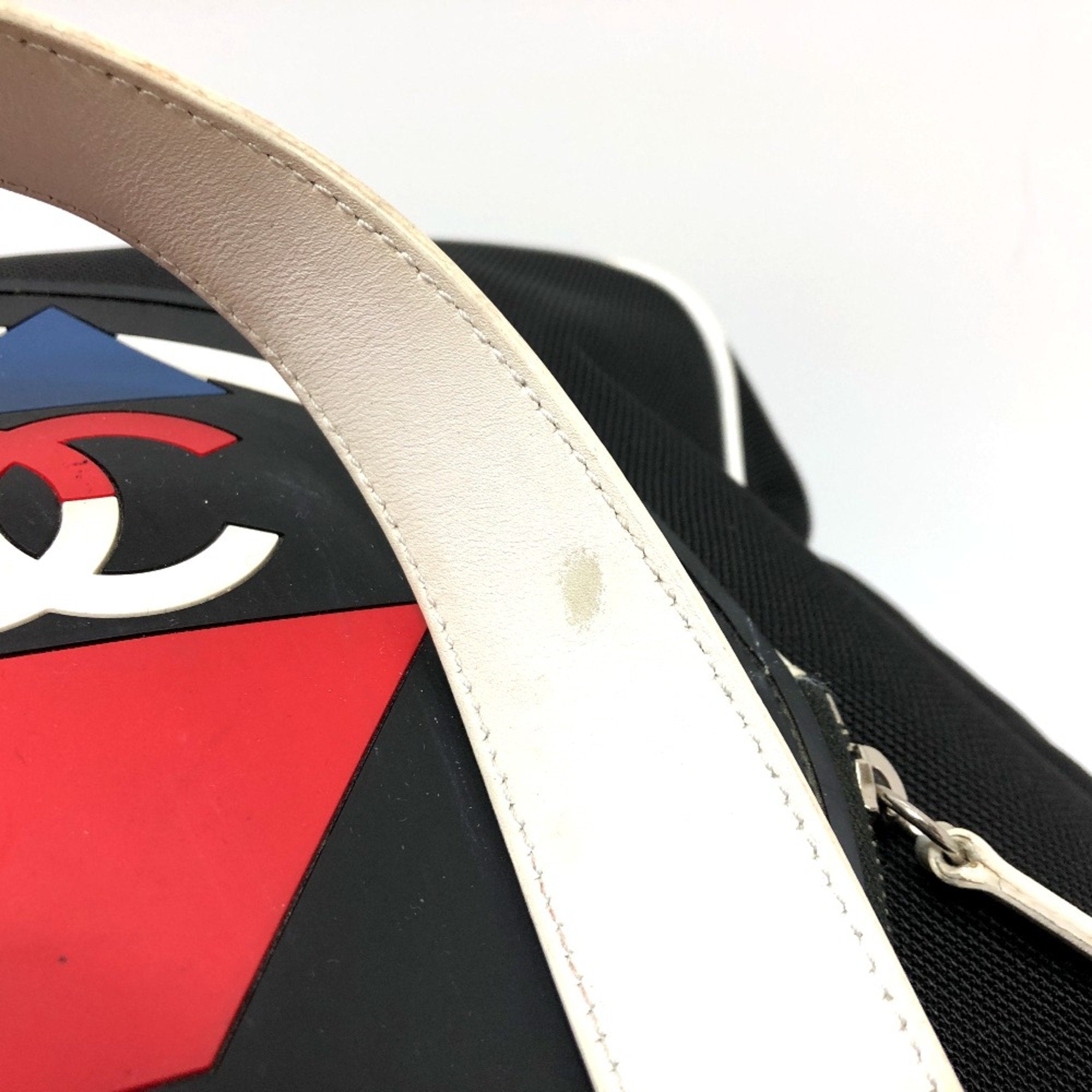Chanel Black Cloth Shoulder Bag
