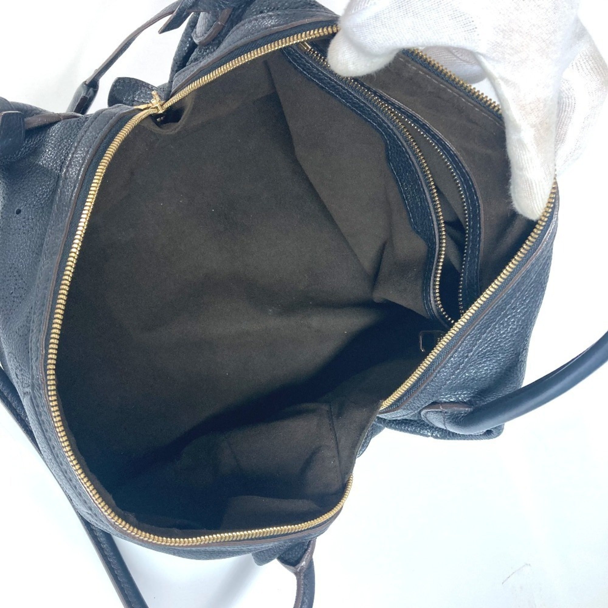 Louis Vuitton Mahina Black Noir Mahina Leather Shoulder Bag