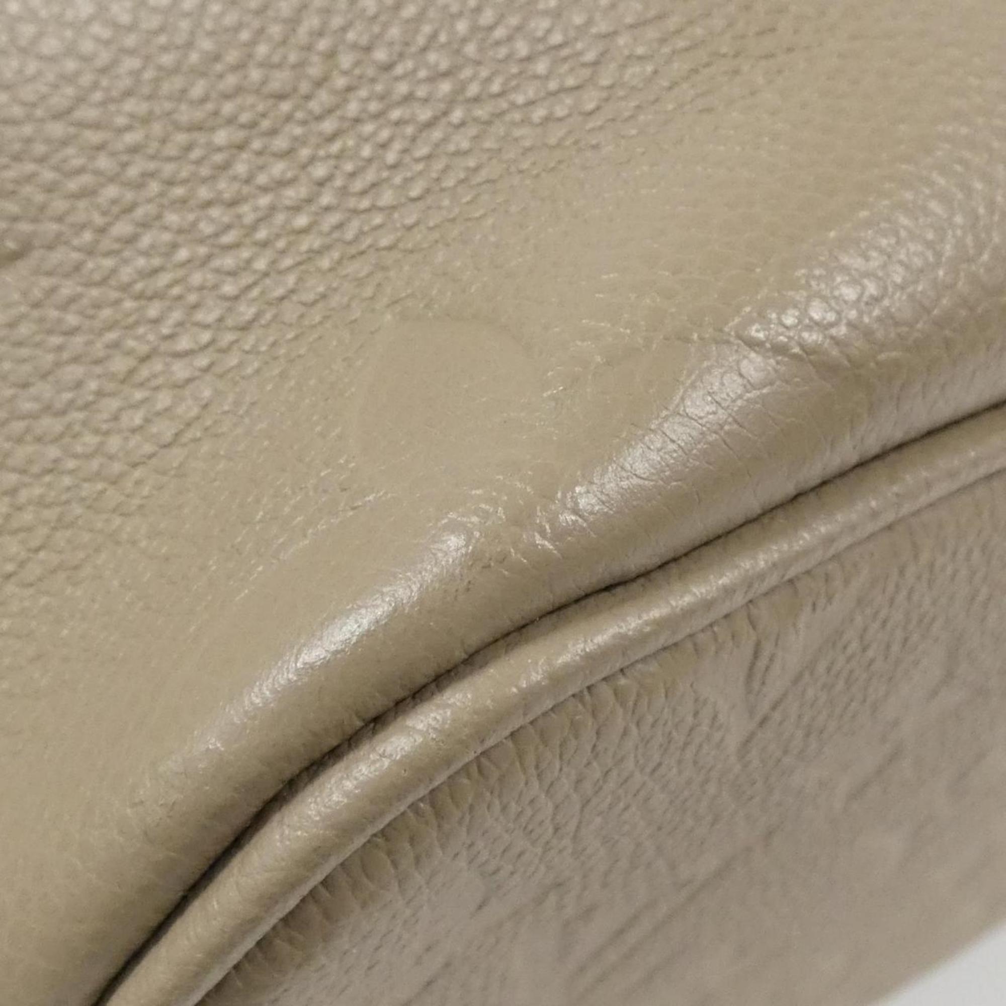 Louis Vuitton Tourterelle Leather Handbag Pouch