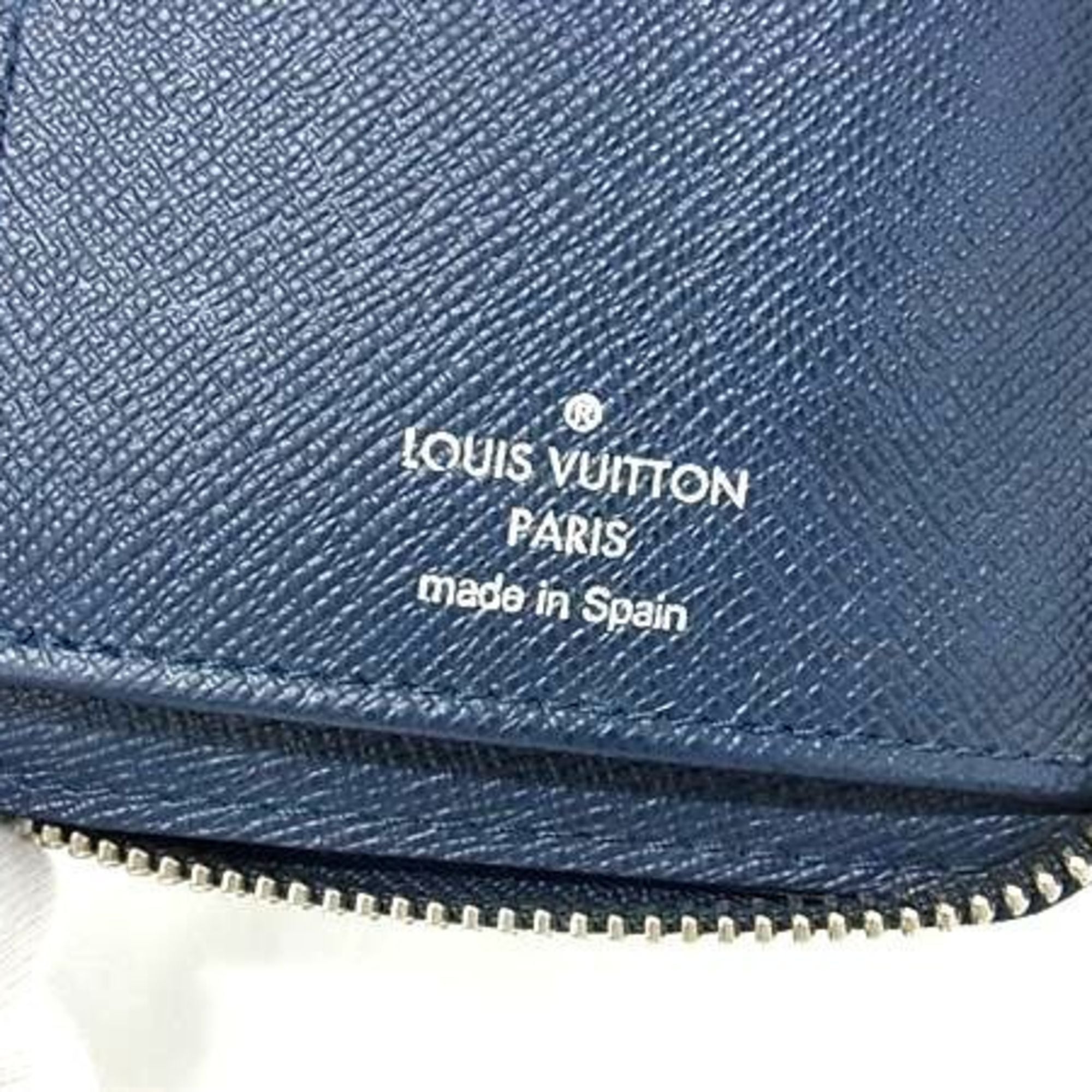Louis Vuitton Navy Navy Blue Taiga Leather Long Wallet