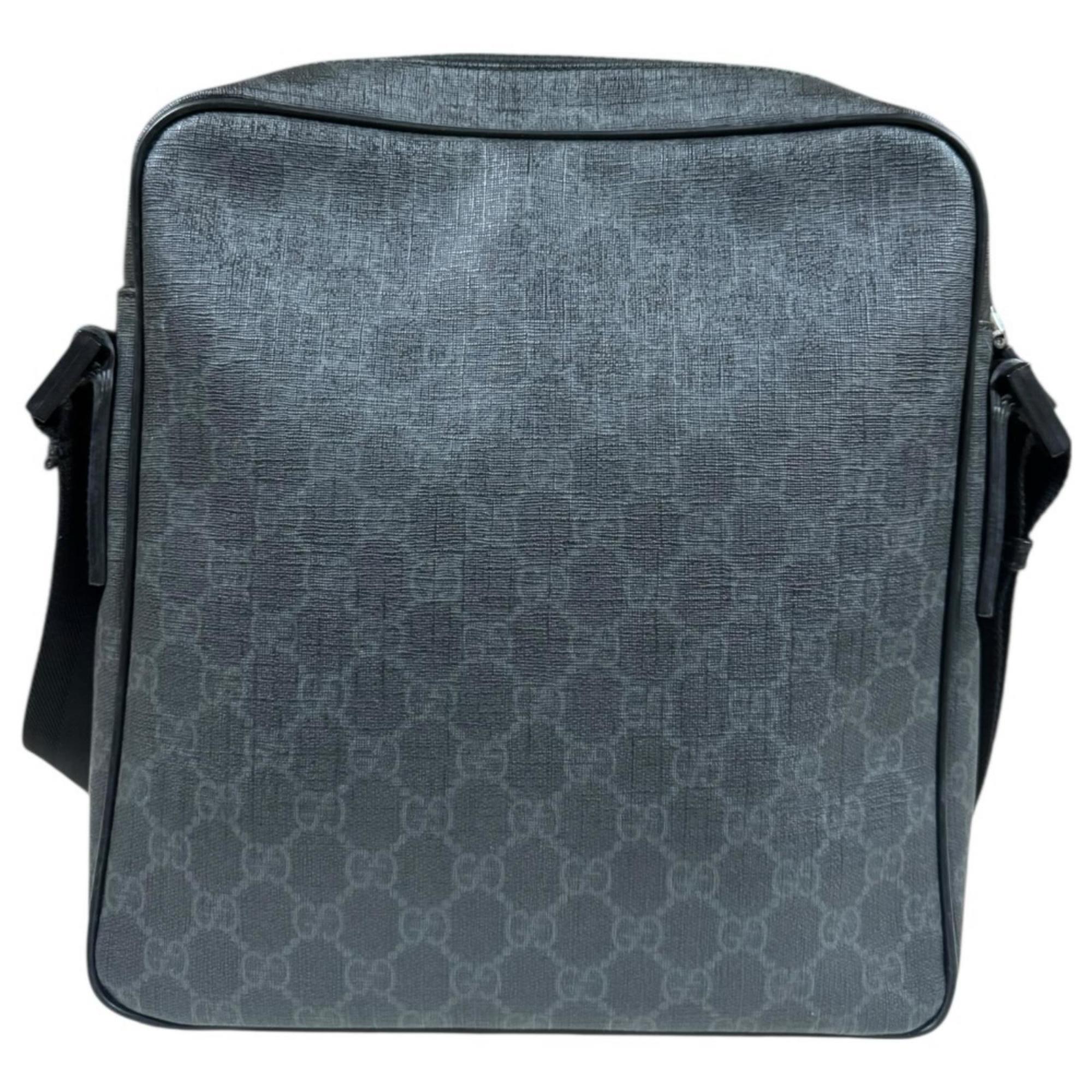 Gucci Gray Gg Supreme Shoulder Bag (Pre-Owned)