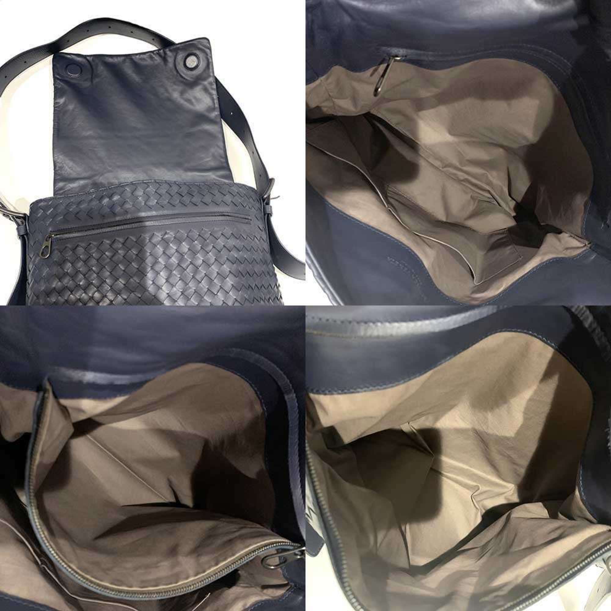 Bottega Veneta Intrecciato Navy Leather Messenger Bag